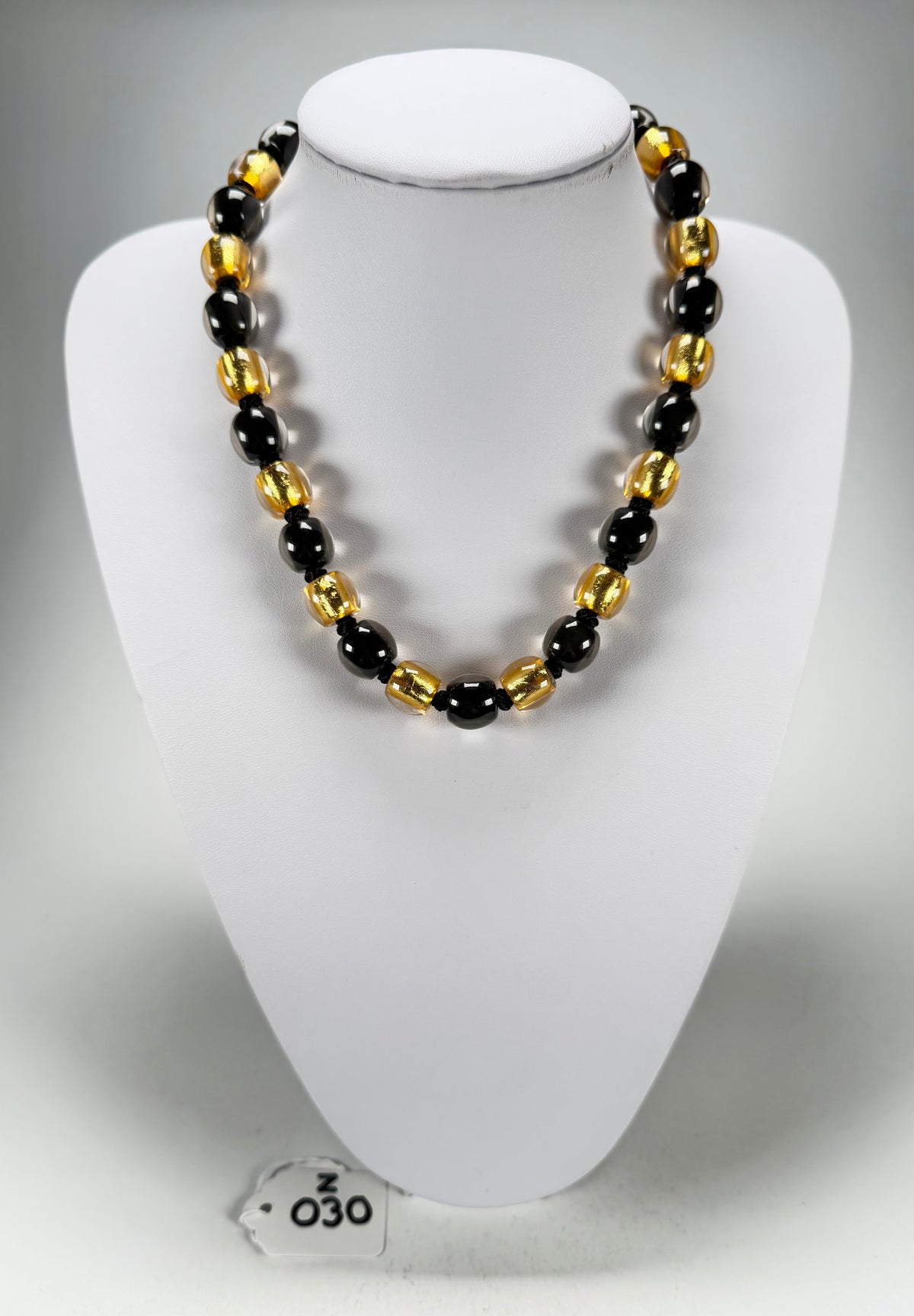 Zsiska - Radiance 29 Bead Black & Gold Resin Necklace ( 8000150GF01Q29 )