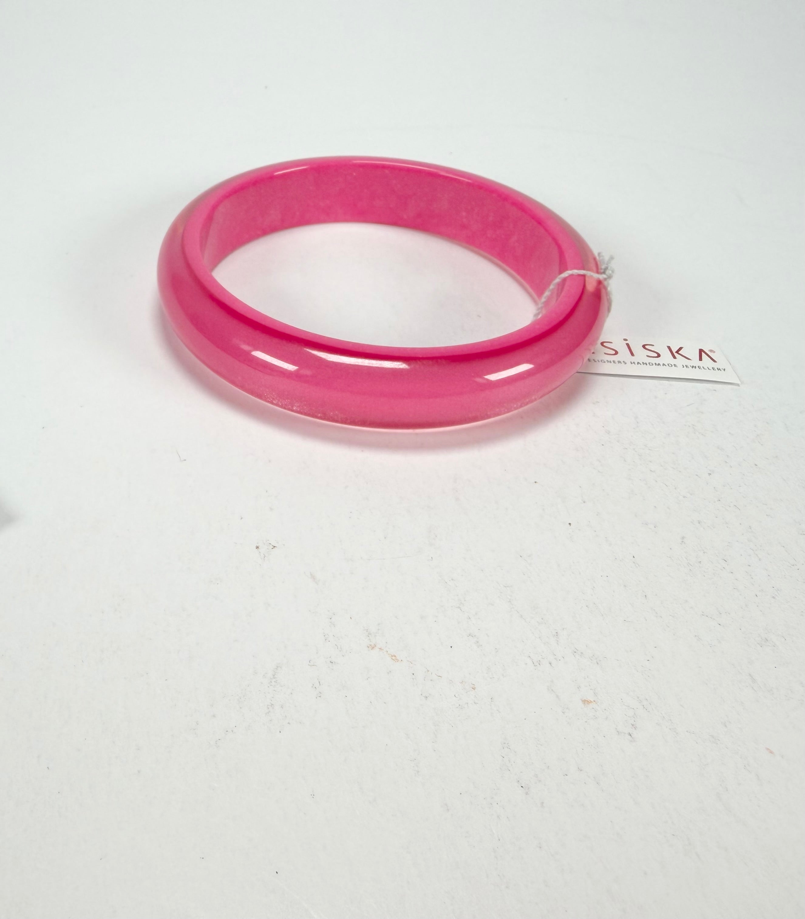 Zsiska - Colourful Statement Hot Pink Resin Bangle ( 40103049017QXL )