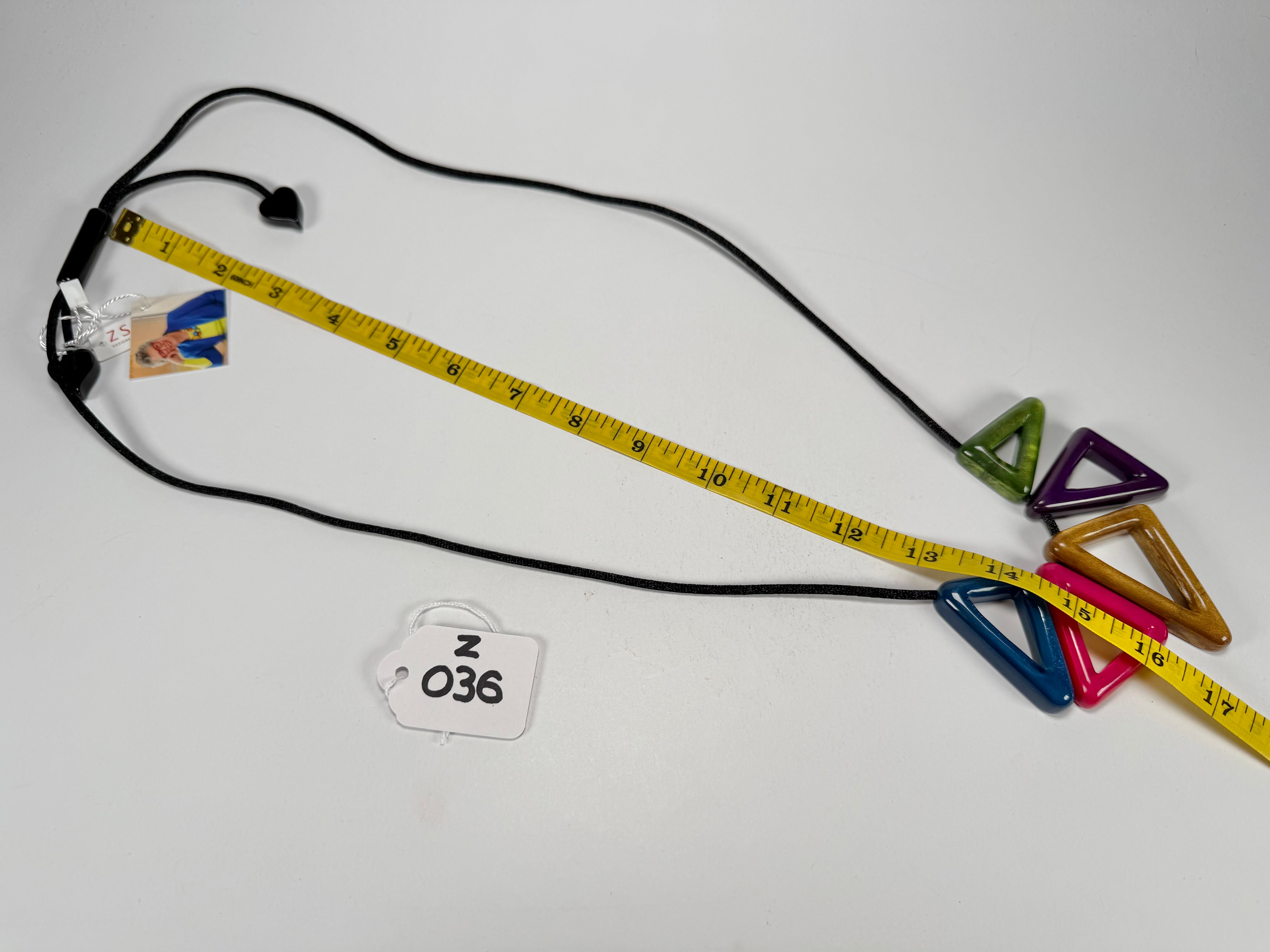 Zsiska - Tria "Prue Leith" Mix Colours 5 Bead Resin Necklace ( P190101MIXXQ05 )