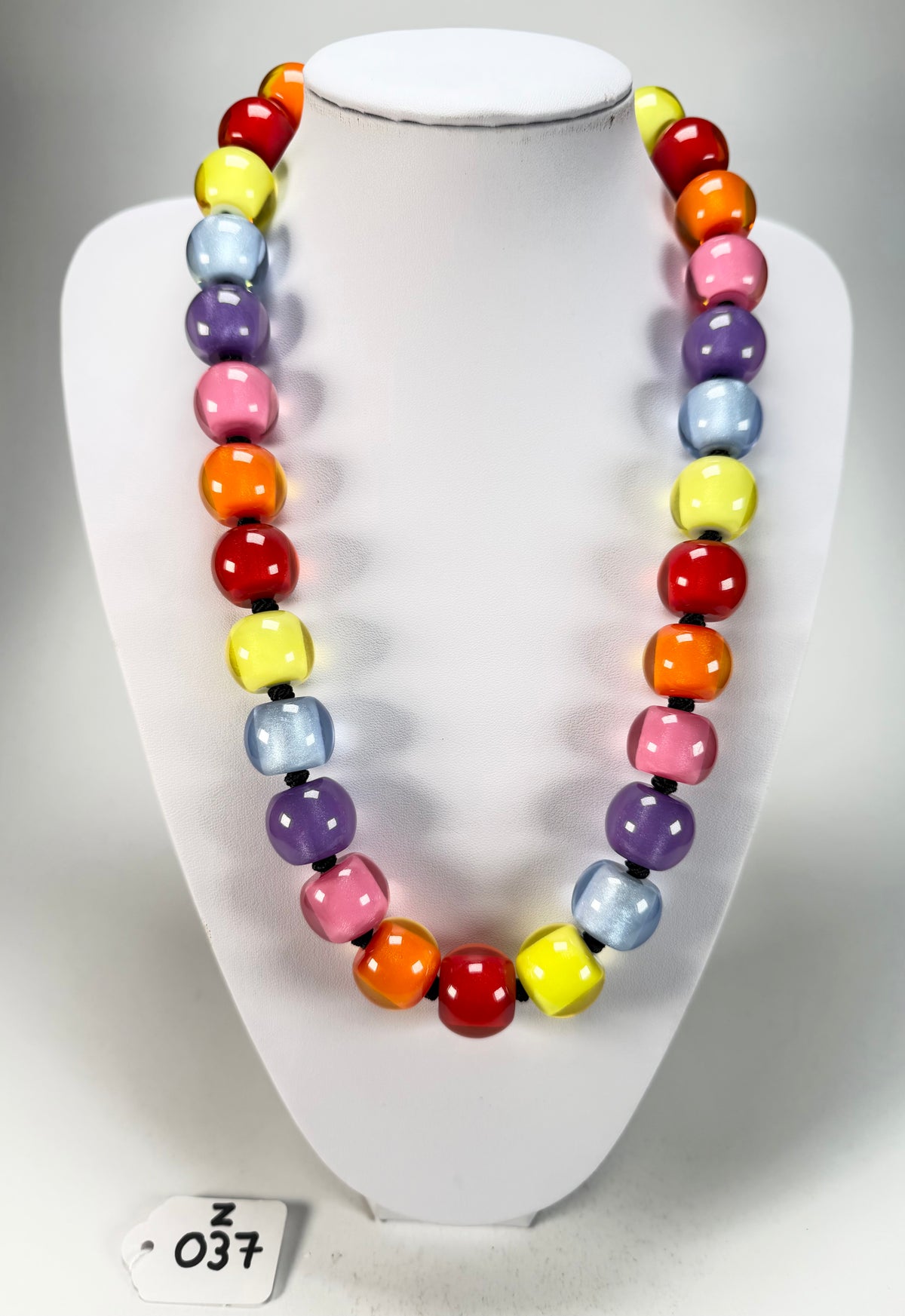 Zsiska - Colourful Beads 30 Medium Bead Spectrum Resin Necklace ( 40101170400Q30 )