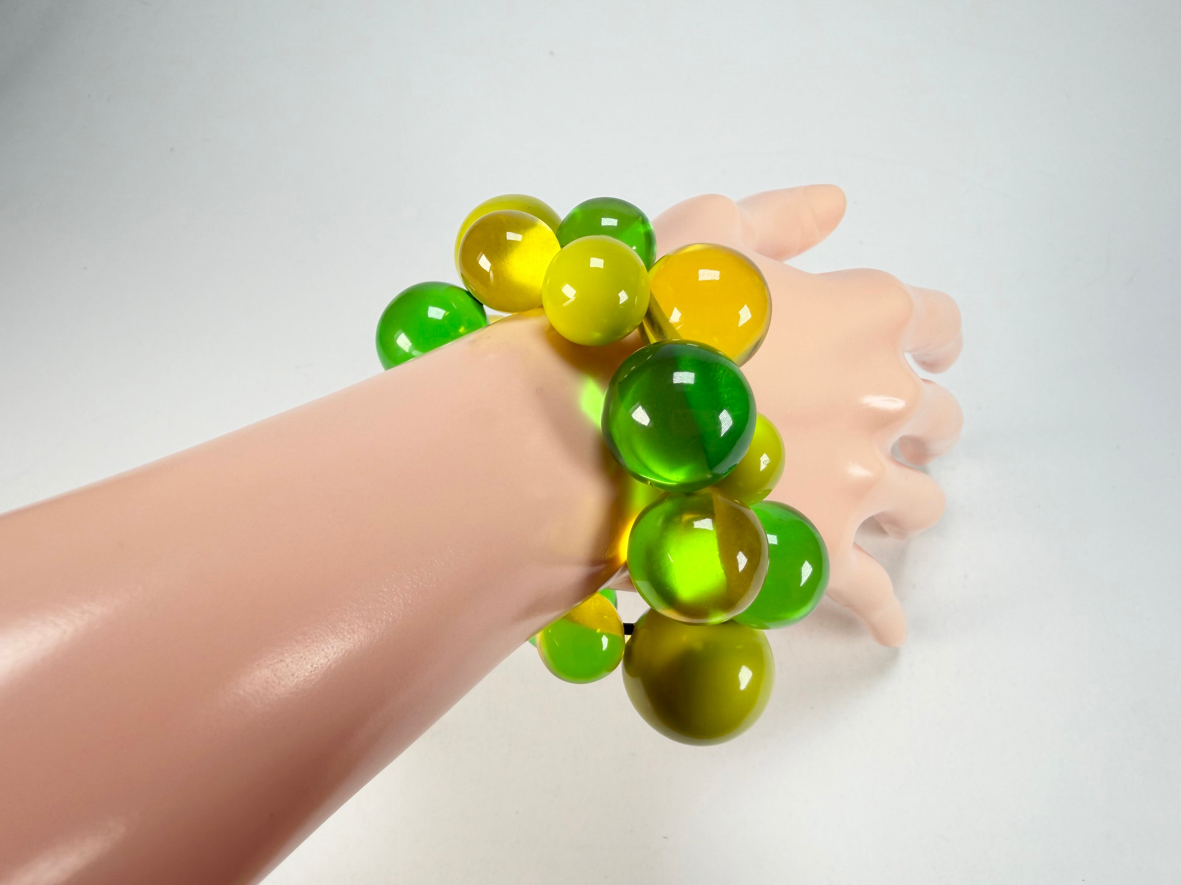 Zsiska - Baubles Yellow & Green Large Resin Bracelet ( P230301BAU2Q0L )