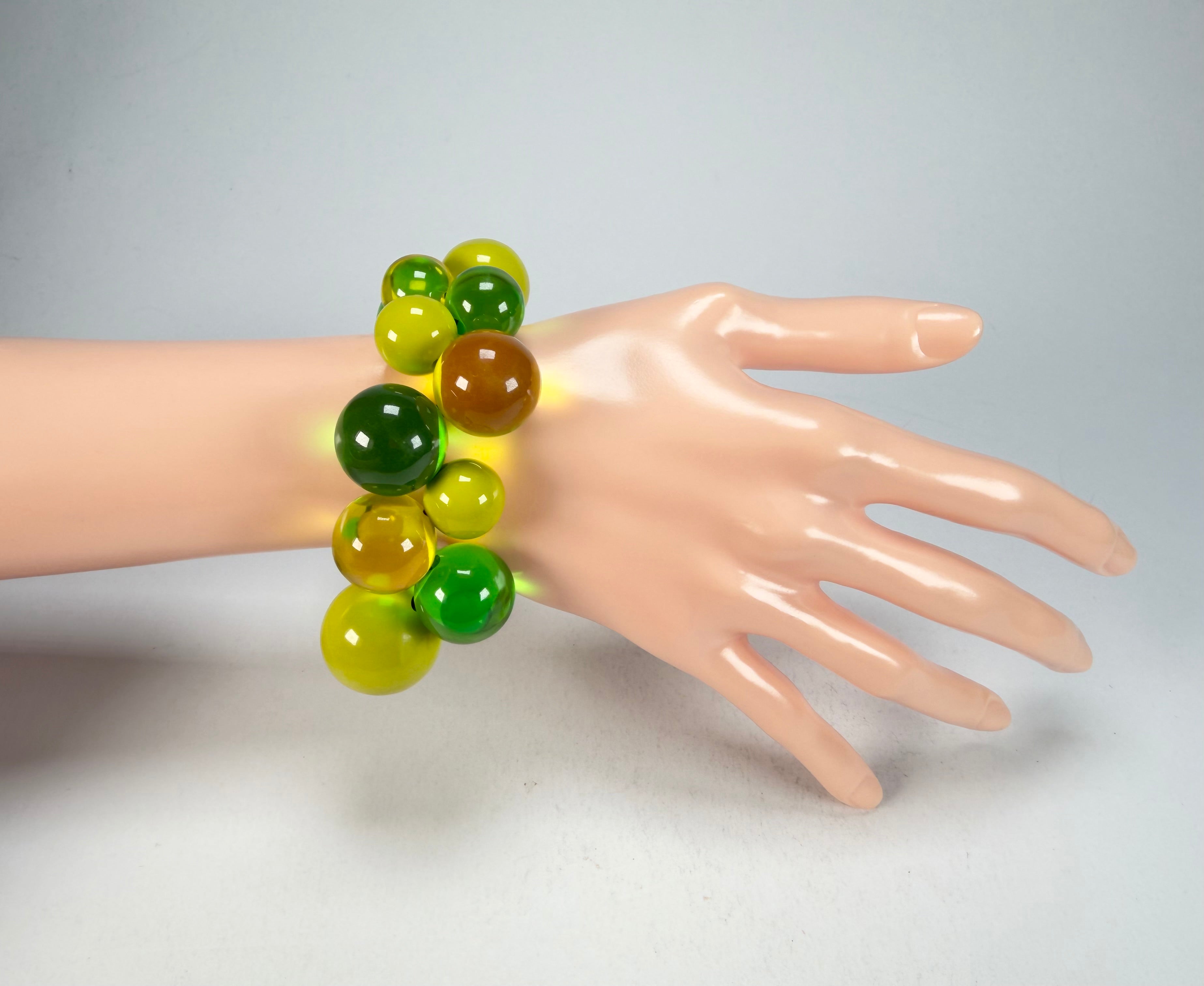 Zsiska - Baubles Yellow & Green Large Resin Bracelet ( P230301BAU2Q0L )