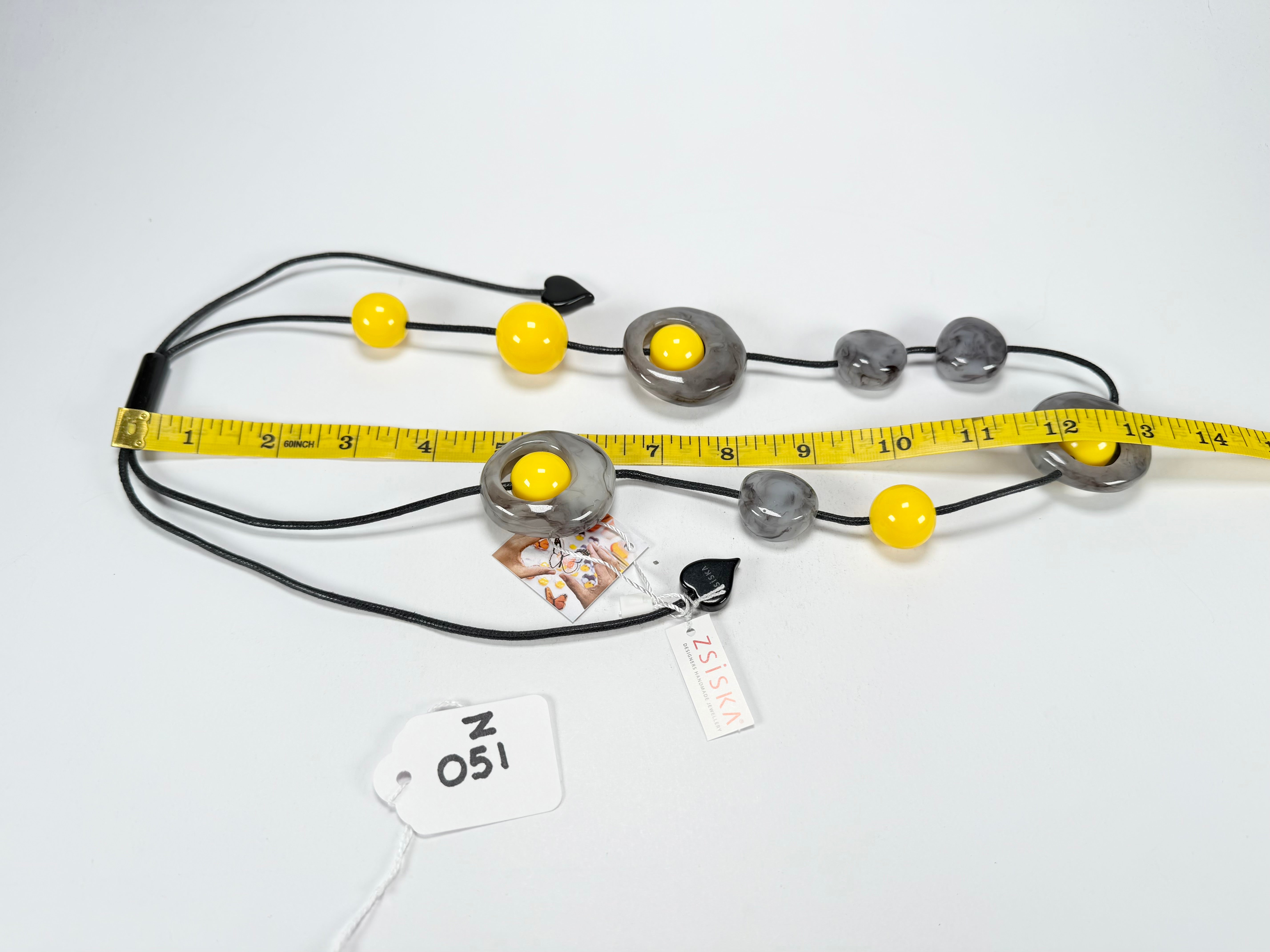 Zsiska - ORI 12 Bead Marbled Grey Resin Necklace ( 7430101GREYQ12 )