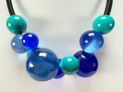Zsiska - Baubles Blue & Turquoise 11 Bead Resin Necklace ( P230150BAU1Q11 )