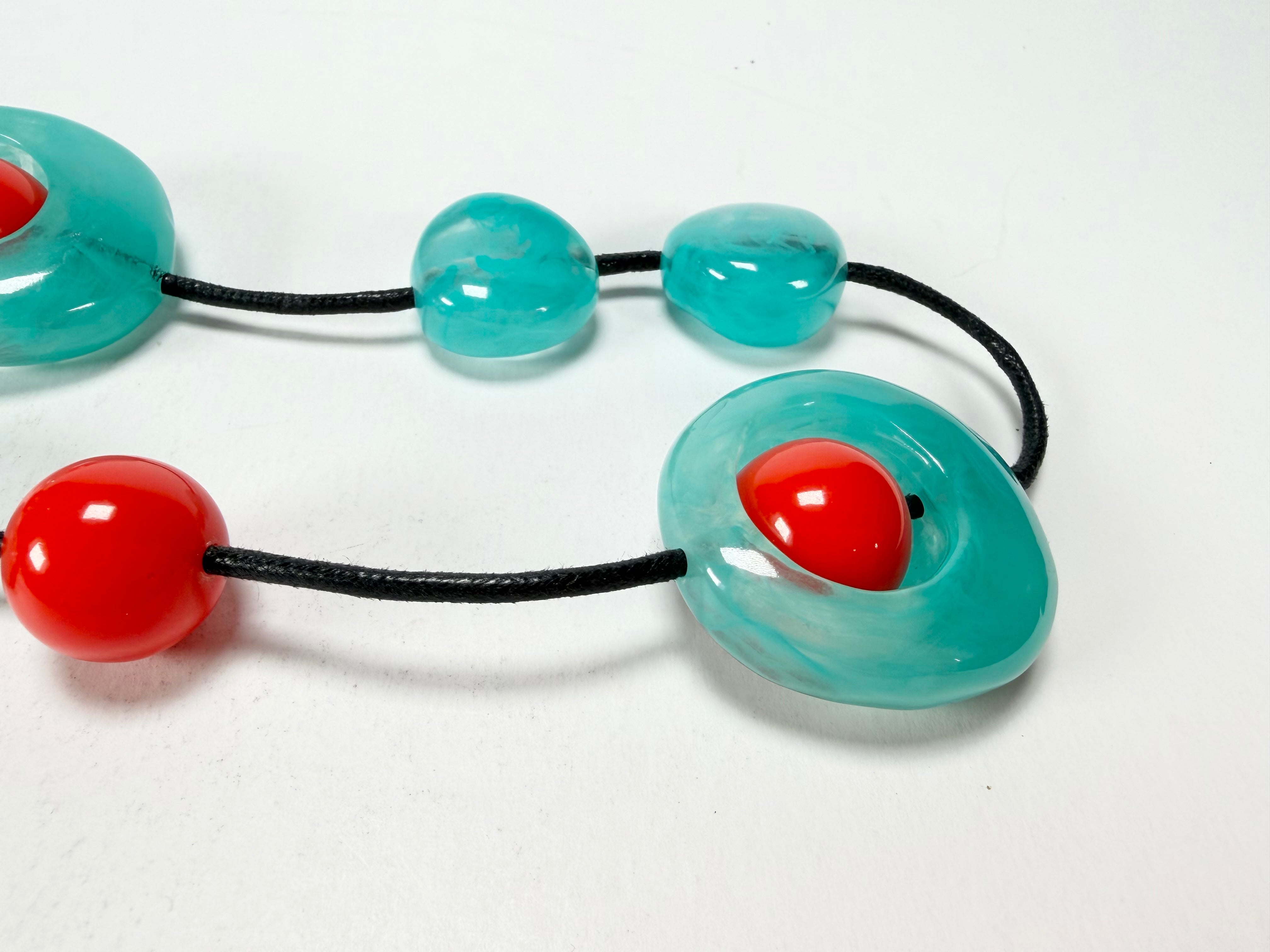 Zsiska - ORI 12 Bead Marbled Turquoise Resin Necklace ( 7430101TURQQ12 )