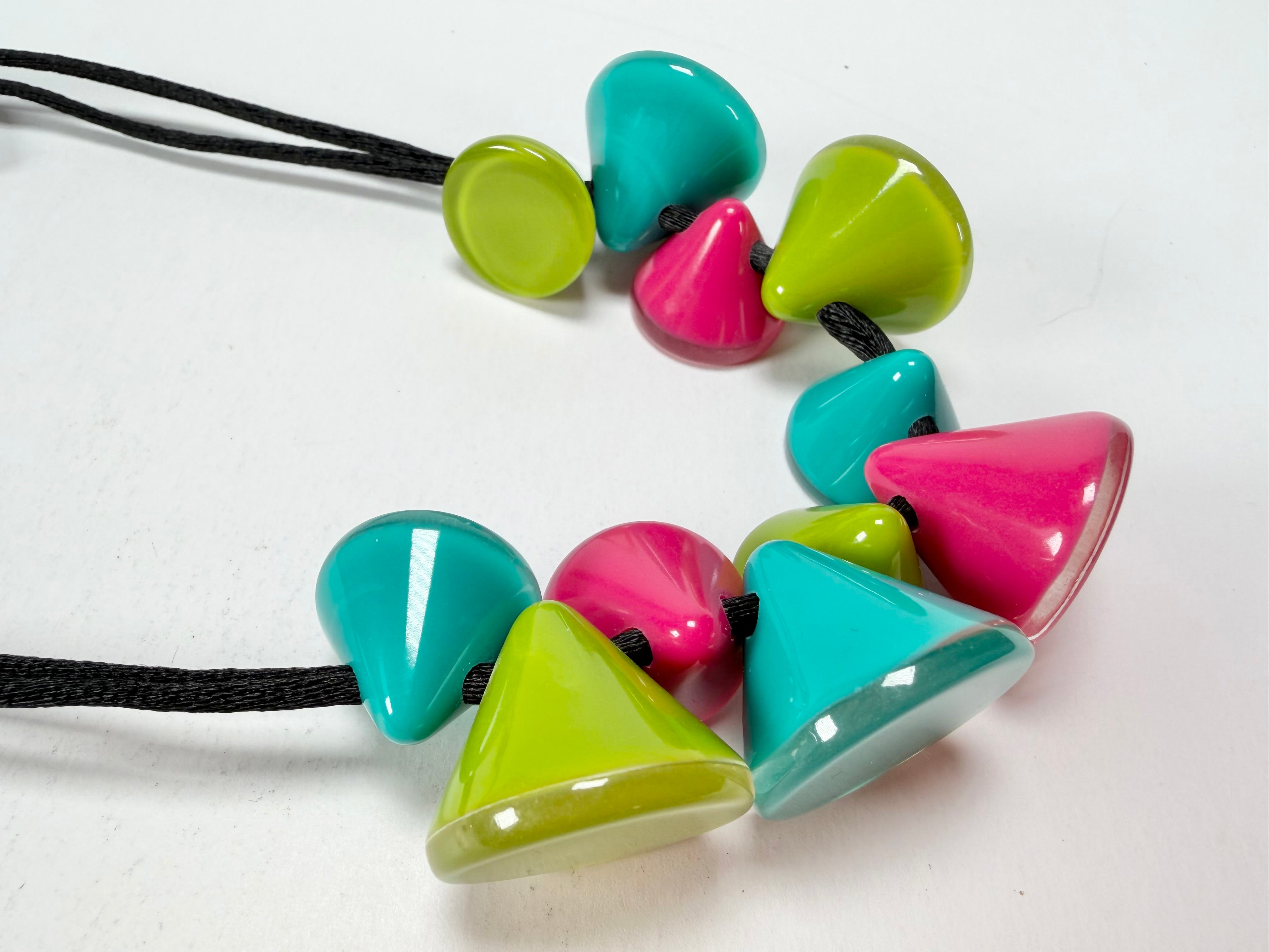Zsiska - Joy 11 Bead Cool Colours Resin Necklace ( P150102JOY3Q11 )