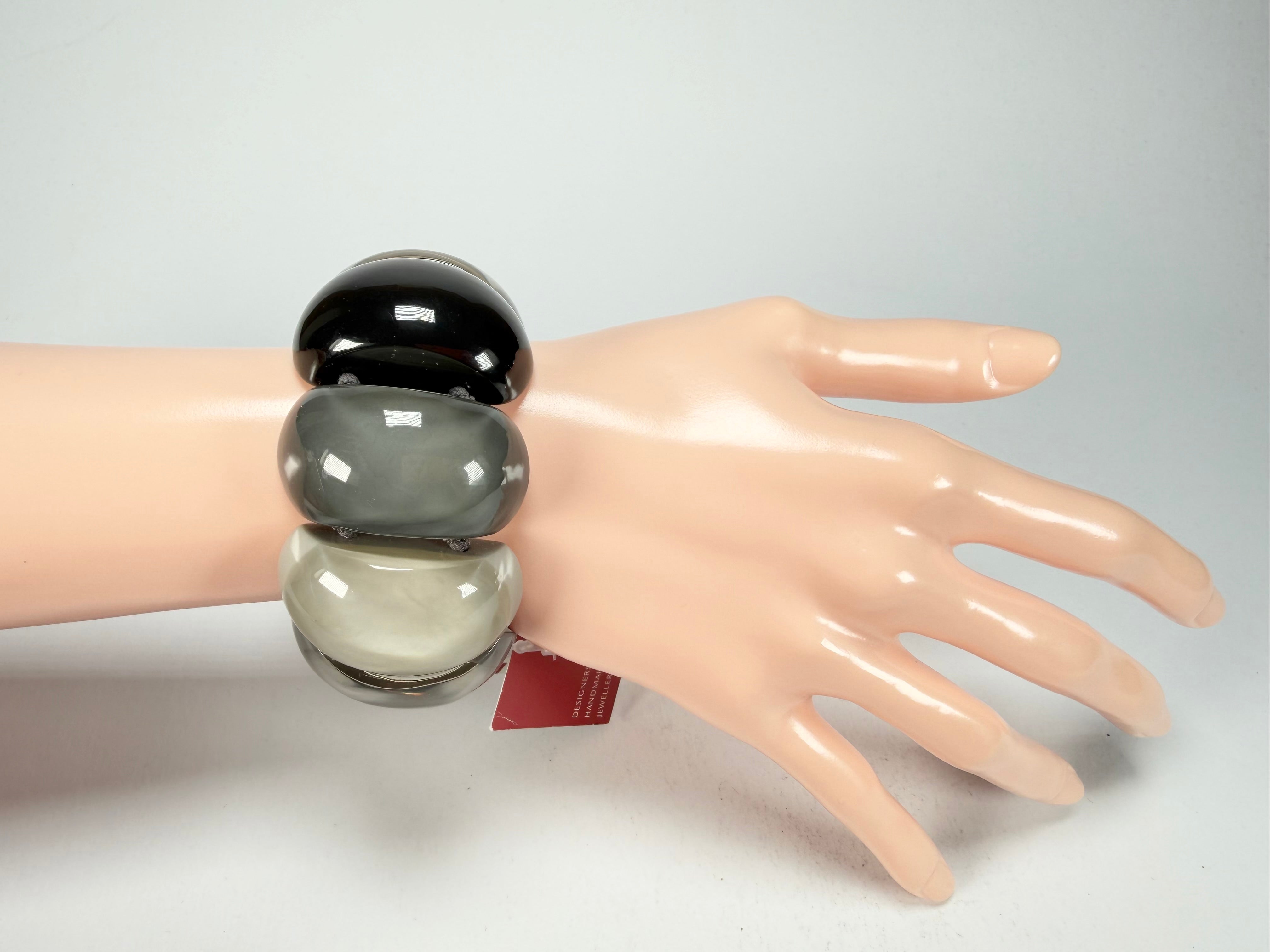 Zsiska - Bellissima Greyscale Large 8 Bead Resin Bracelet ( 701030204530Q08 )