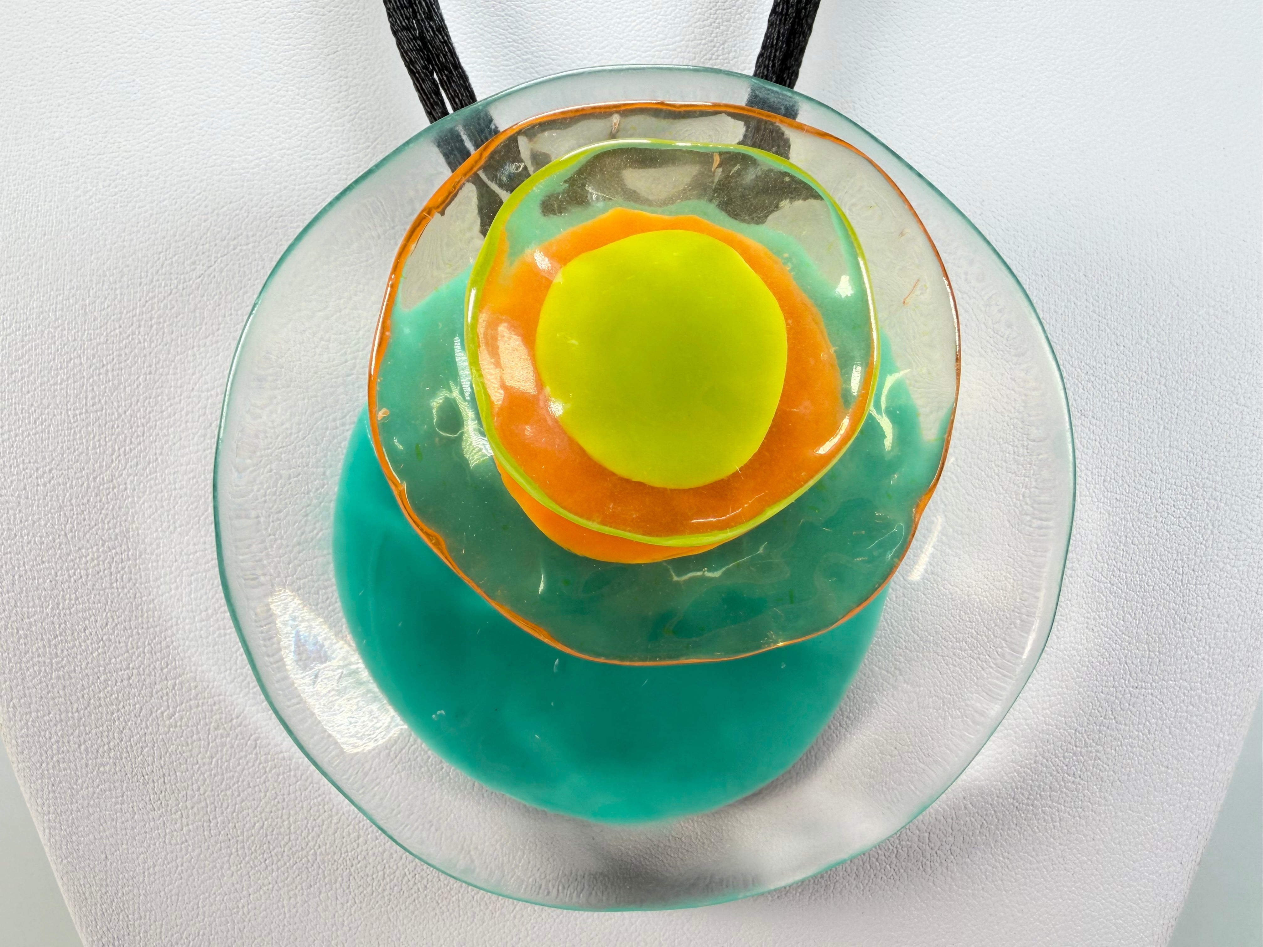 Zsiska - Flora "Prue Leith" Turquoise Single Bead Resin Necklace ( P070201FLO2Q00 )