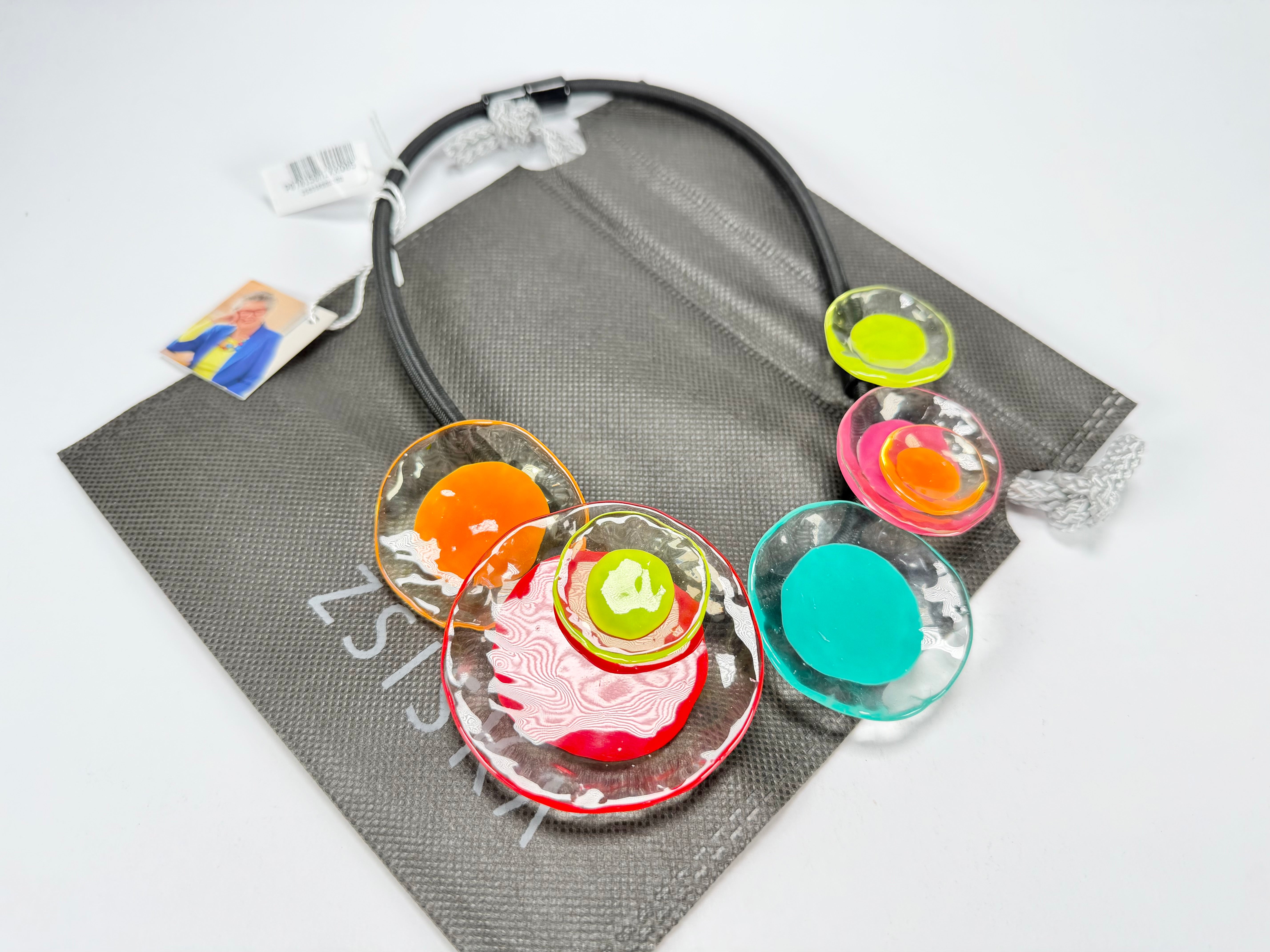 Zsiska - Flora "Prue Leith" Mix Colours 5 Bead Resin Necklace ( P070150MIXXQ05 )