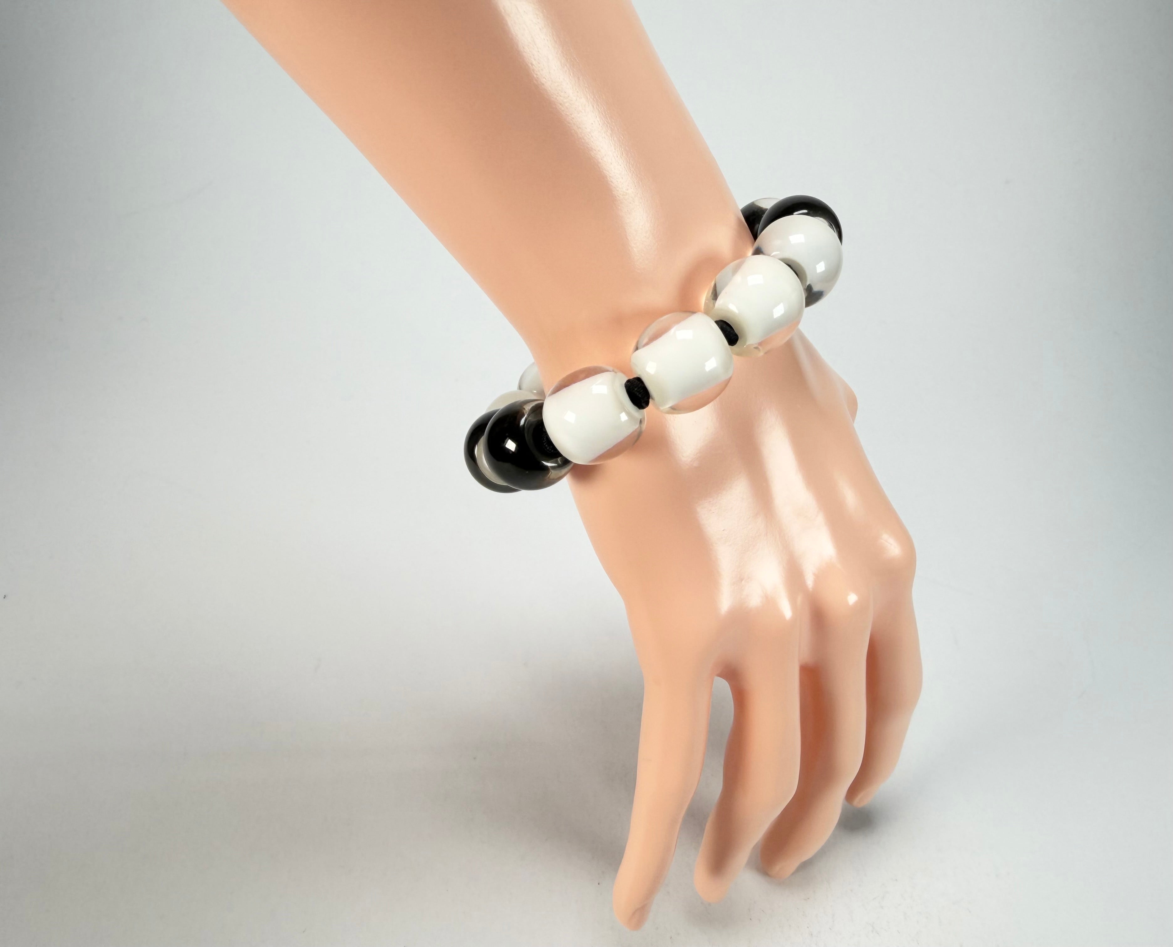 Zsiska - Colourful Beads Black & White 13 Small Bead Resin Bracelet ( 40103100958Q13 )