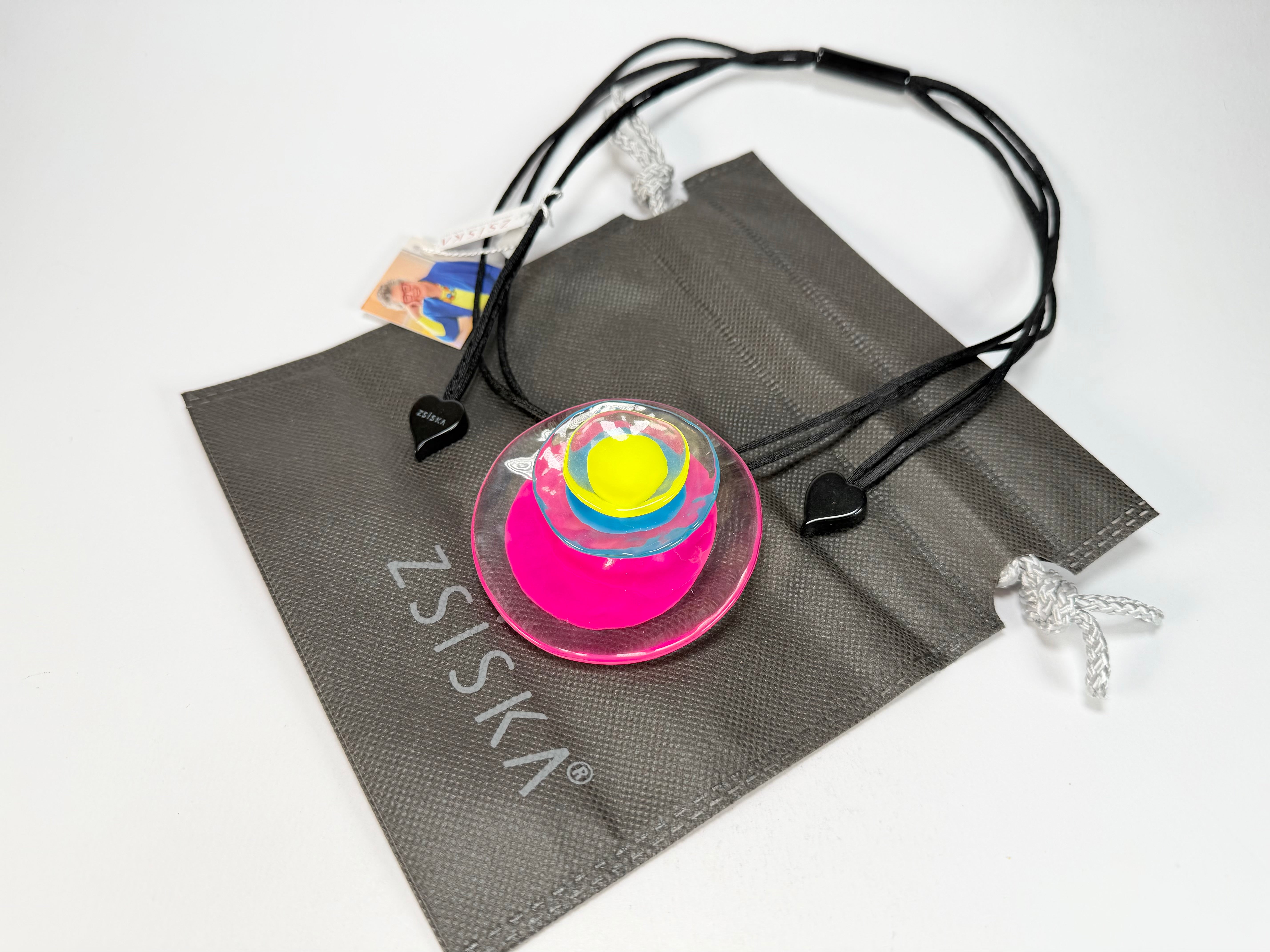 Zsiska - Flora "Prue Leith" Hot Pink Single Bead Resin Necklace ( P070201FLO1000 )