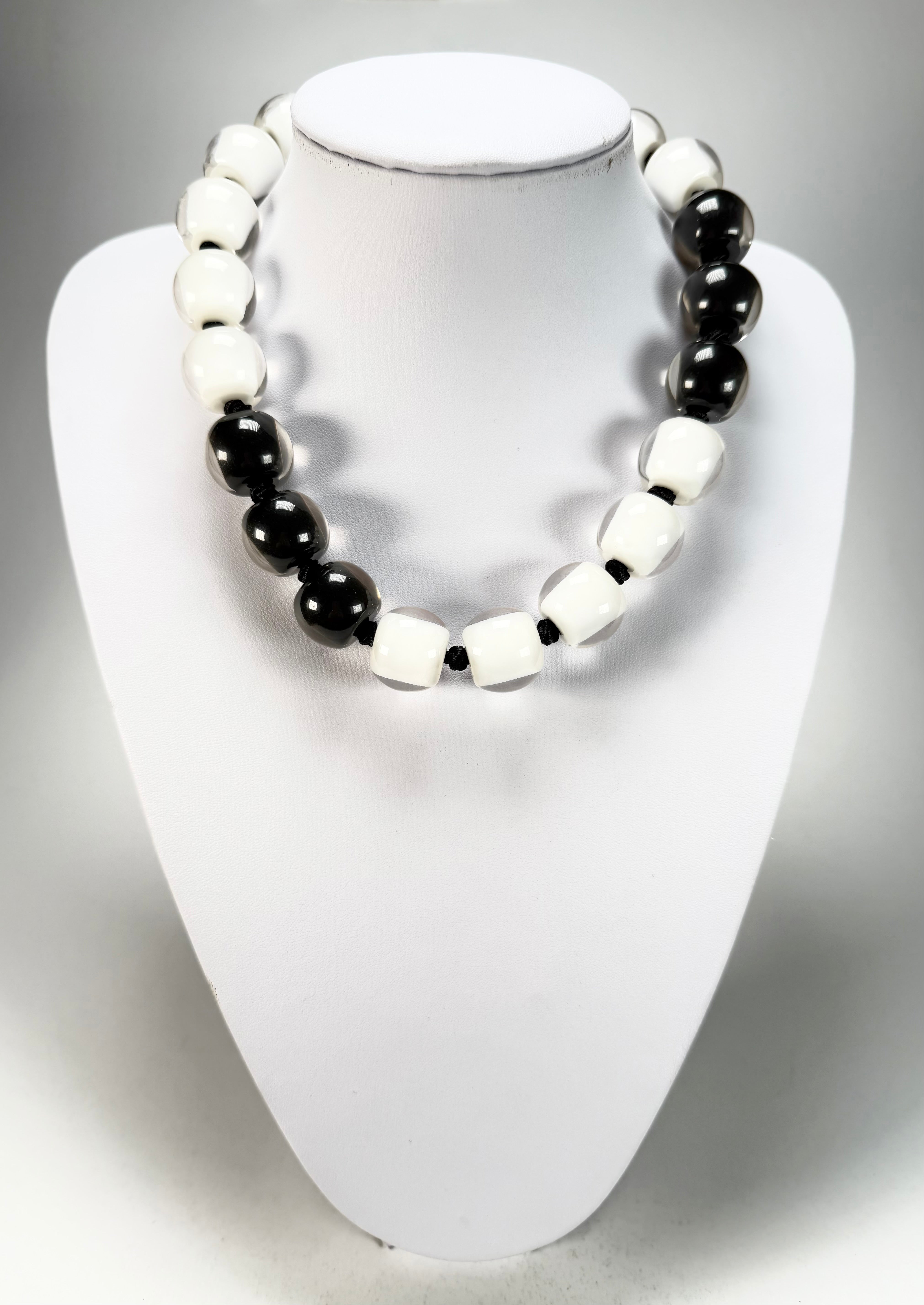 Zsiska - Colourful Beads 20 Bead Black & White Resin Necklace ( 40101170958Q20 )