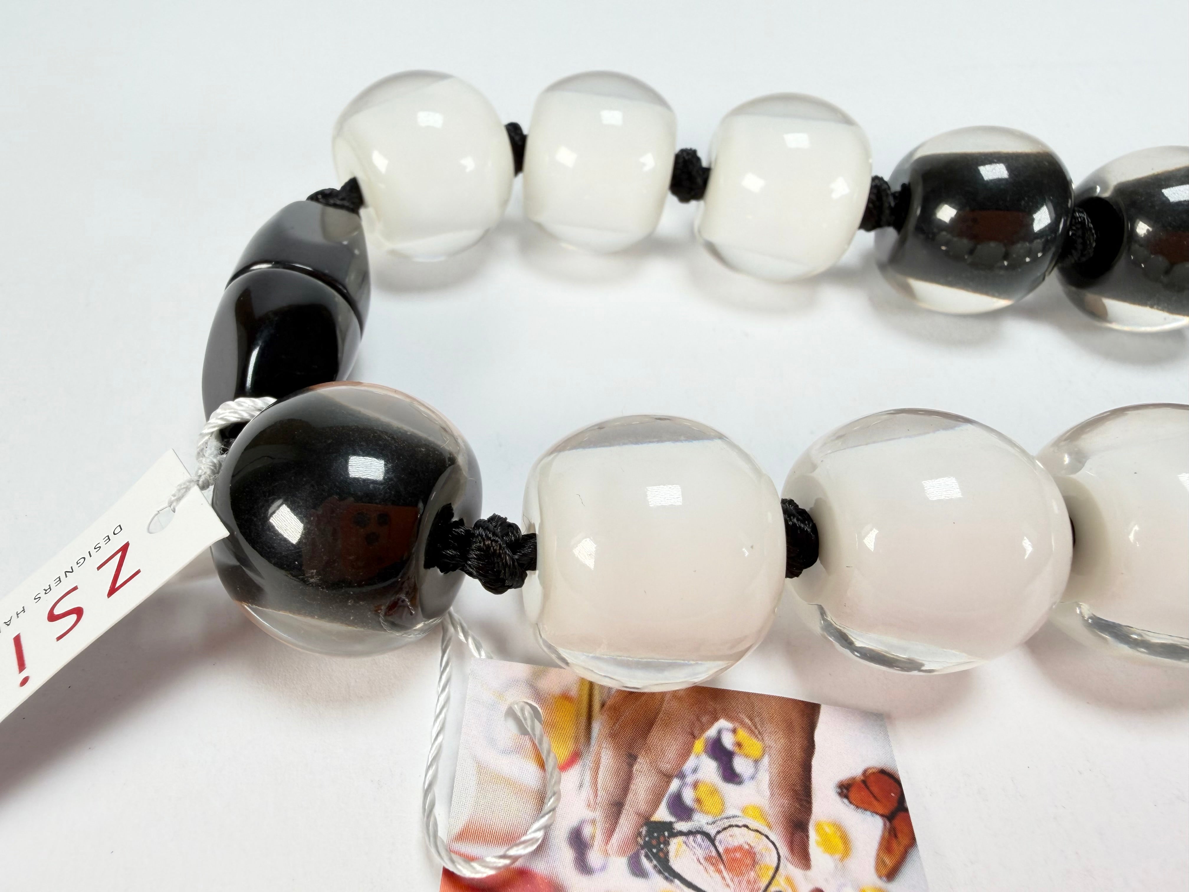 Zsiska - Colourful Beads 20 Bead Black & White Resin Necklace ( 40101170958Q20 )