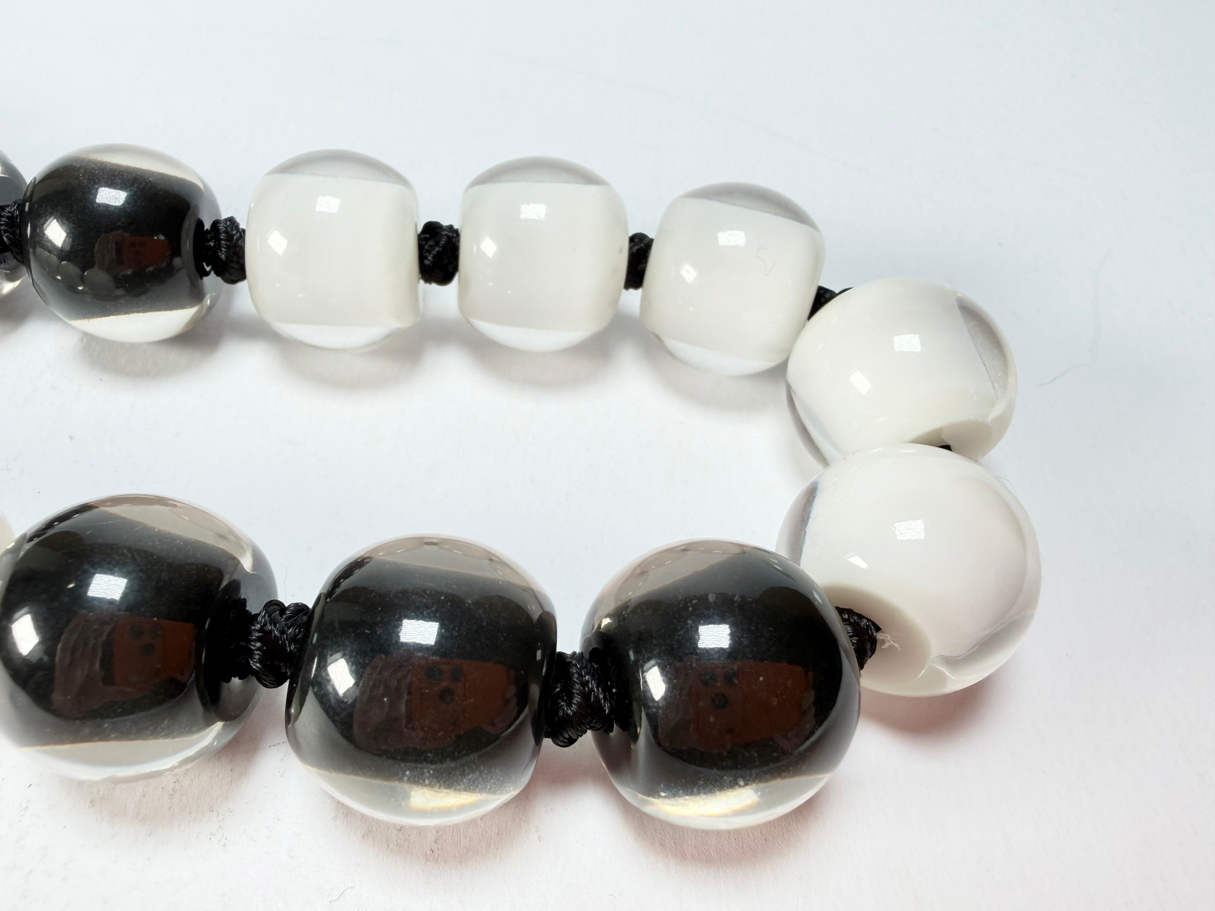 Zsiska - Colourful Beads 20 Bead Black & White Resin Necklace ( 40101170958Q20 )