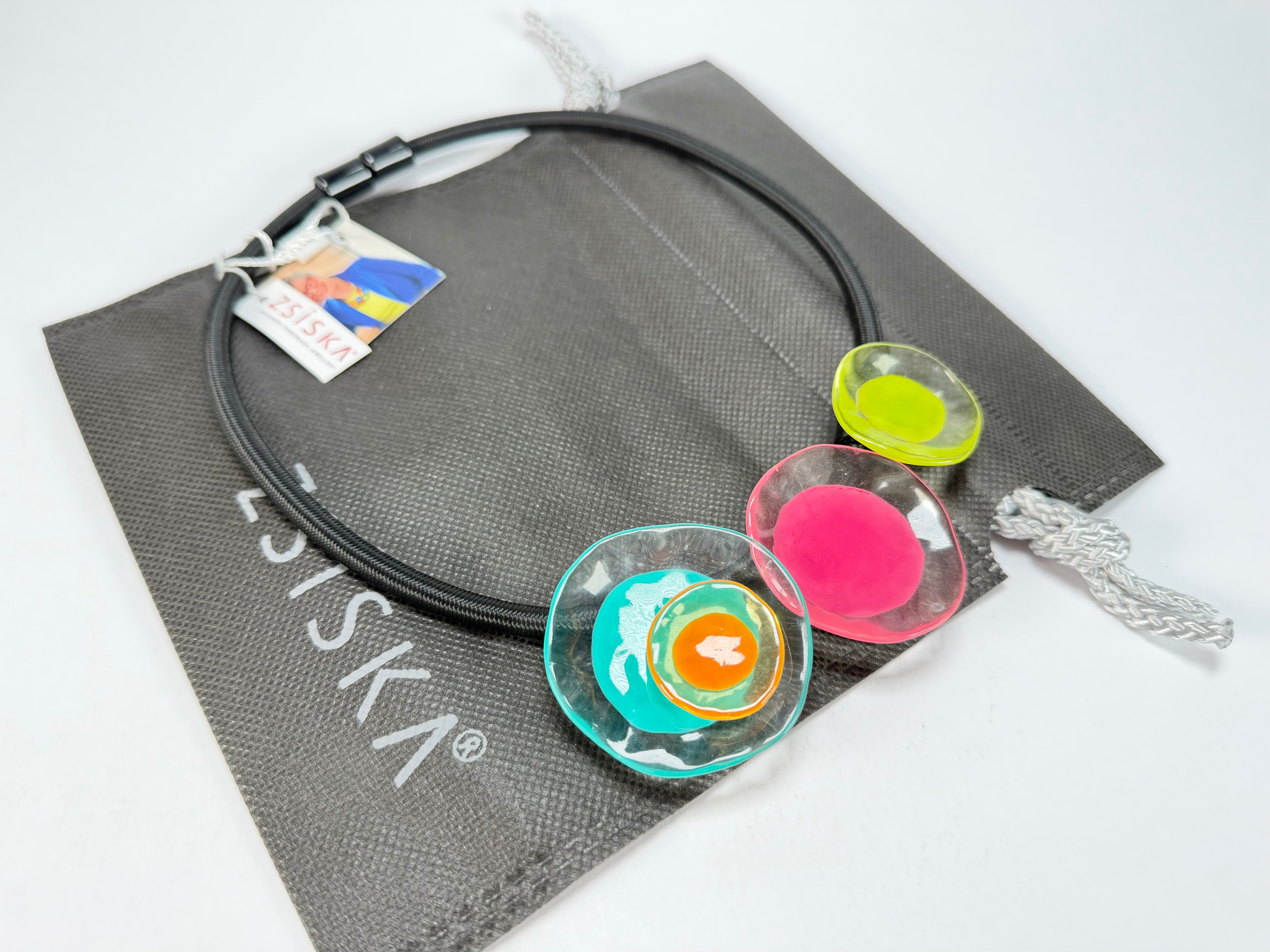 Zsiska - Flora "Prue Leith" Mix Colours 3 Bead Resin Necklace ( P070151MIXXQ03 )