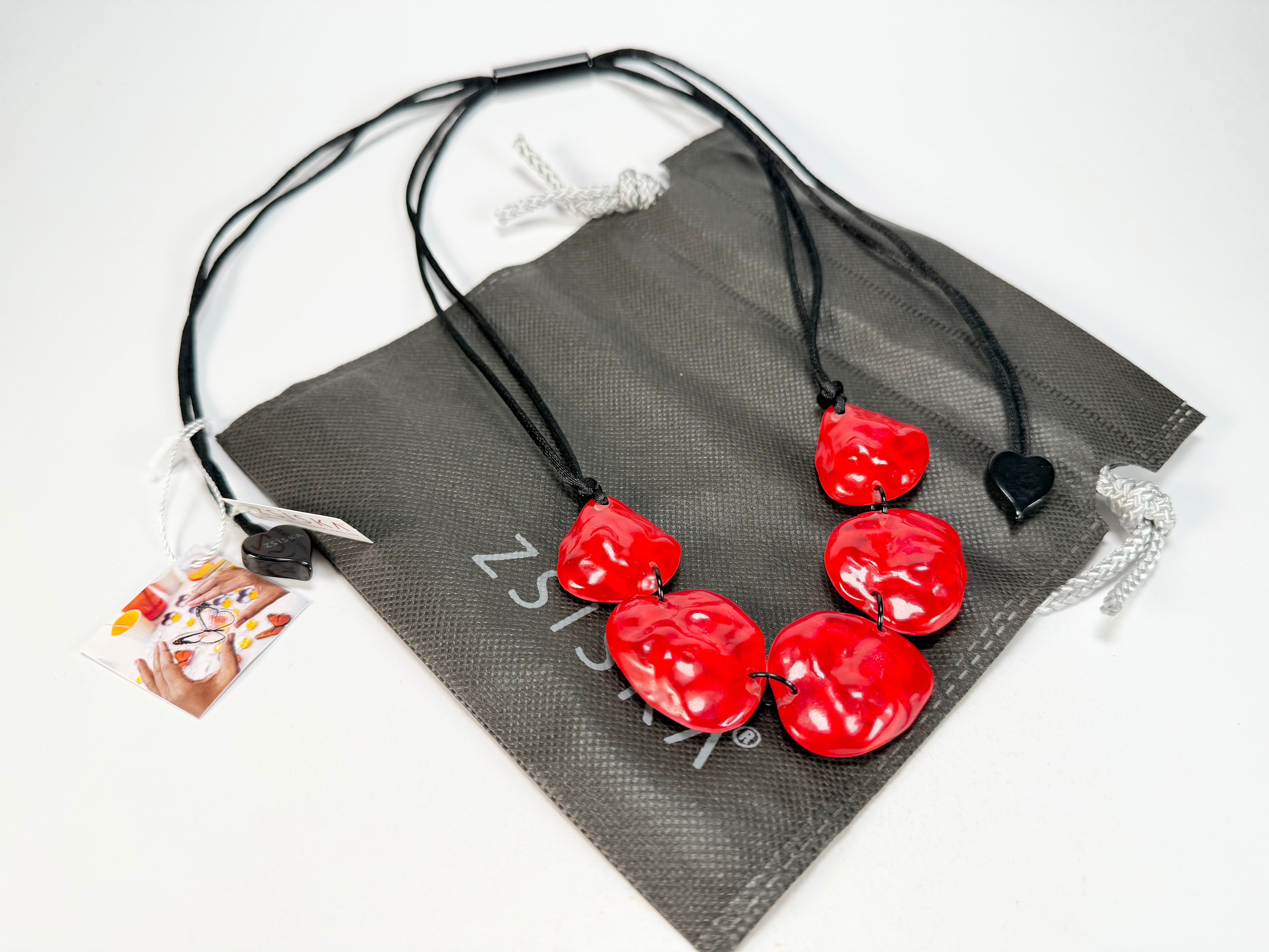 Zsiska - Gemma 5 Bead Red Resin Necklace ( 3450101REDDQ05 )