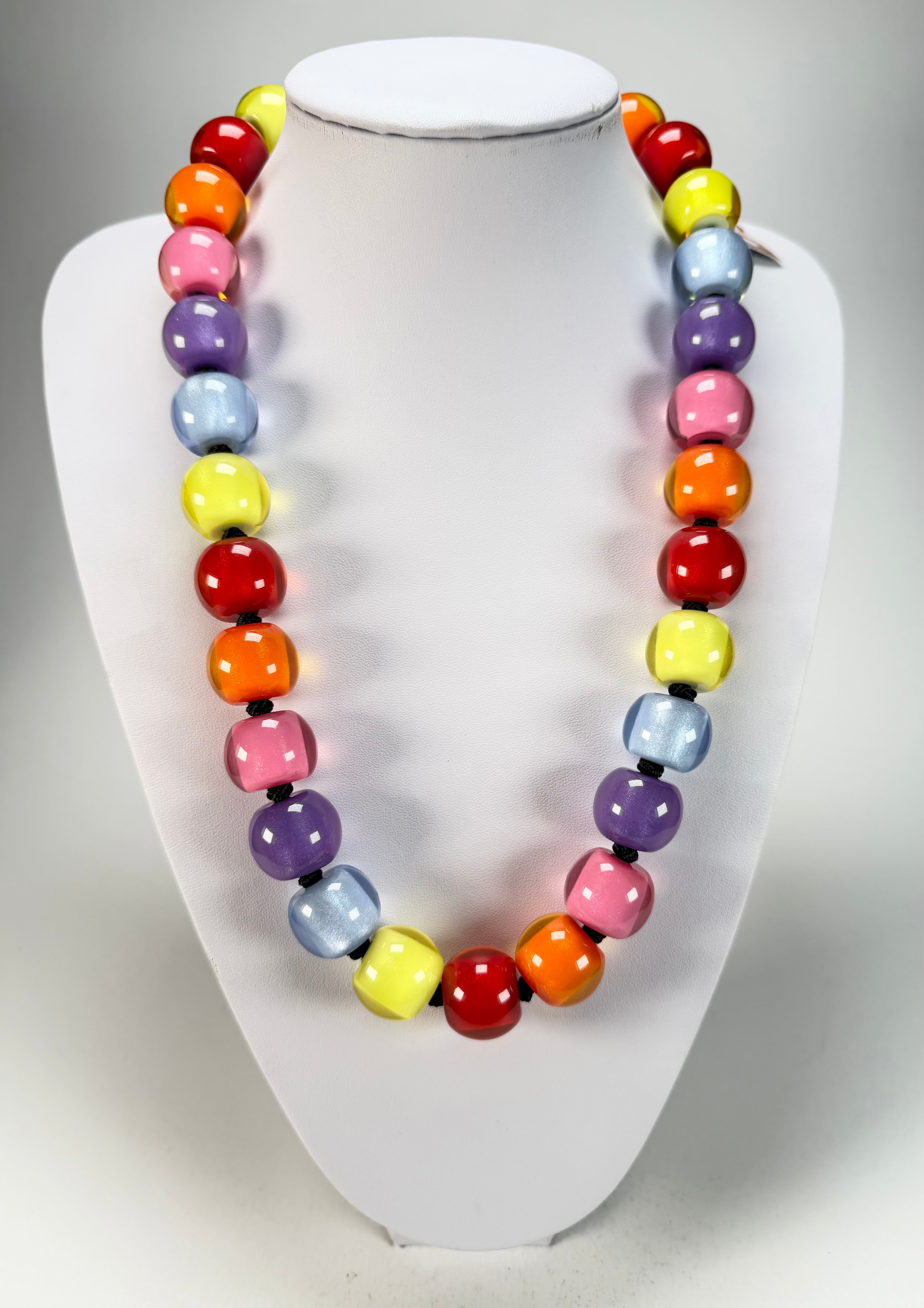 Zsiska - Colourful Beads 30 Medium Bead Spectrum Resin Necklace ( 40101170400Q30 )