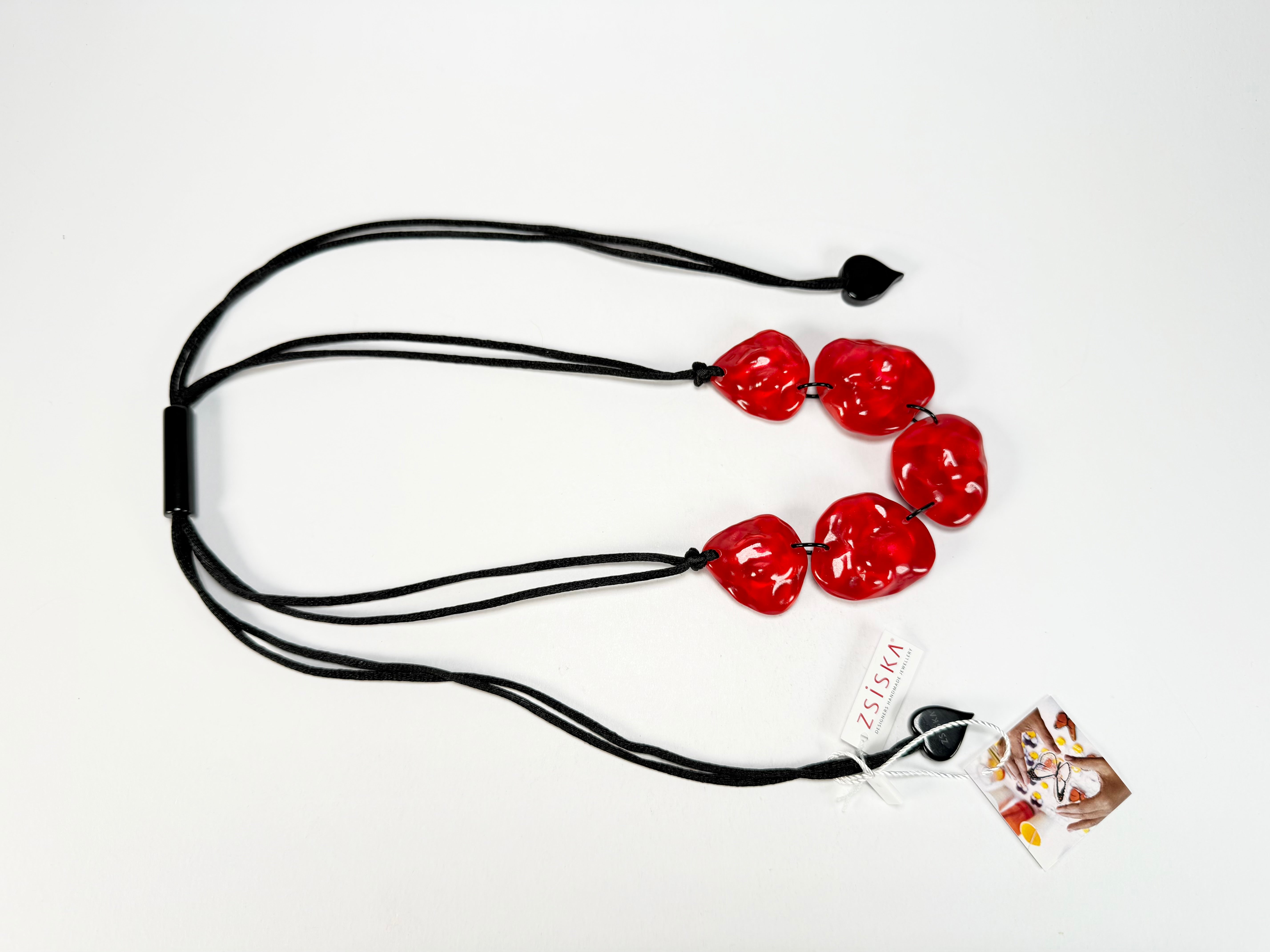 Zsiska - Gemma 5 Bead Red Resin Necklace ( 3450101REDDQ05 )