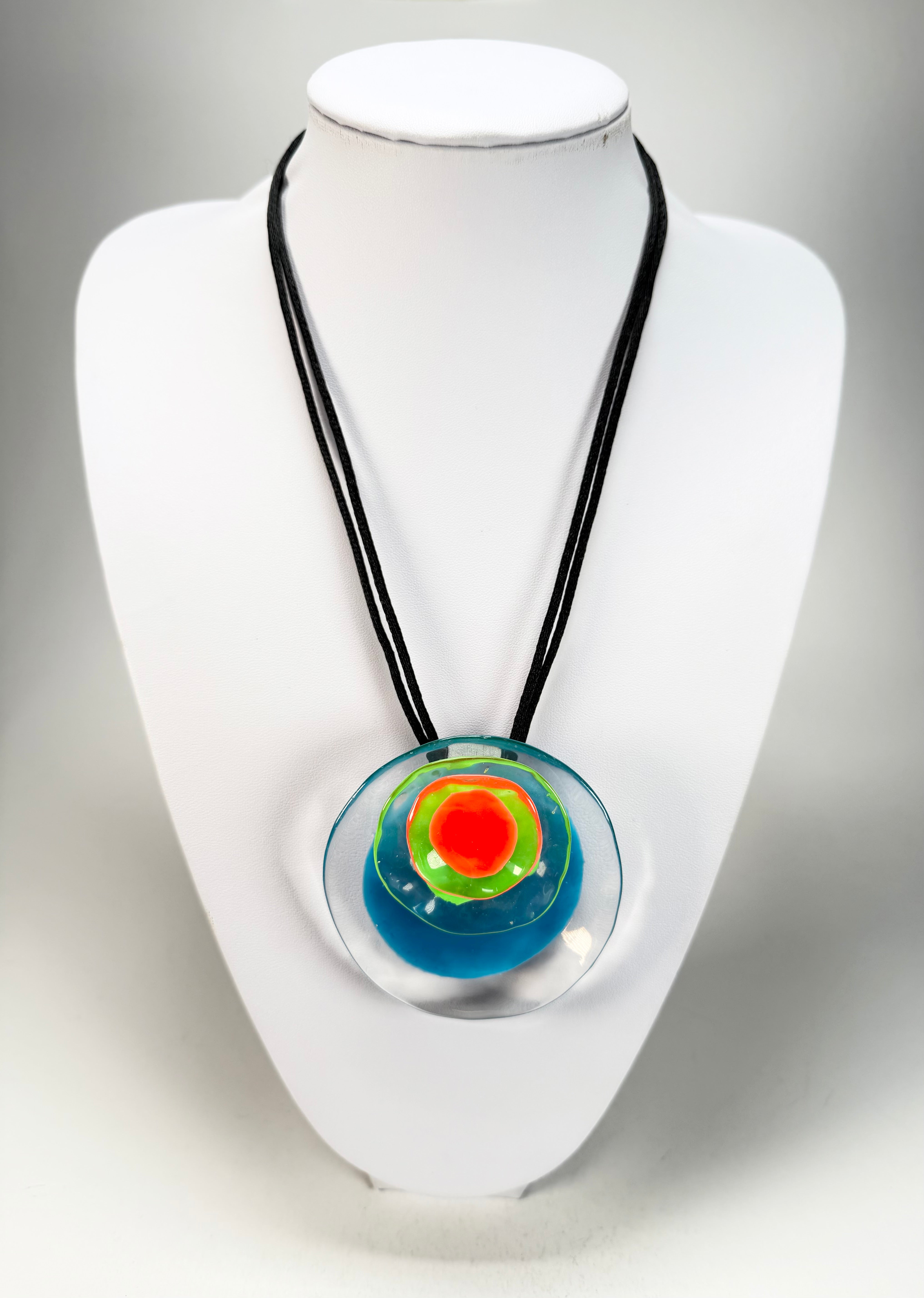 Zsiska - Flora "Prue Leith" Turquoise Single Bead Resin Necklace ( P070201FLO1100 )