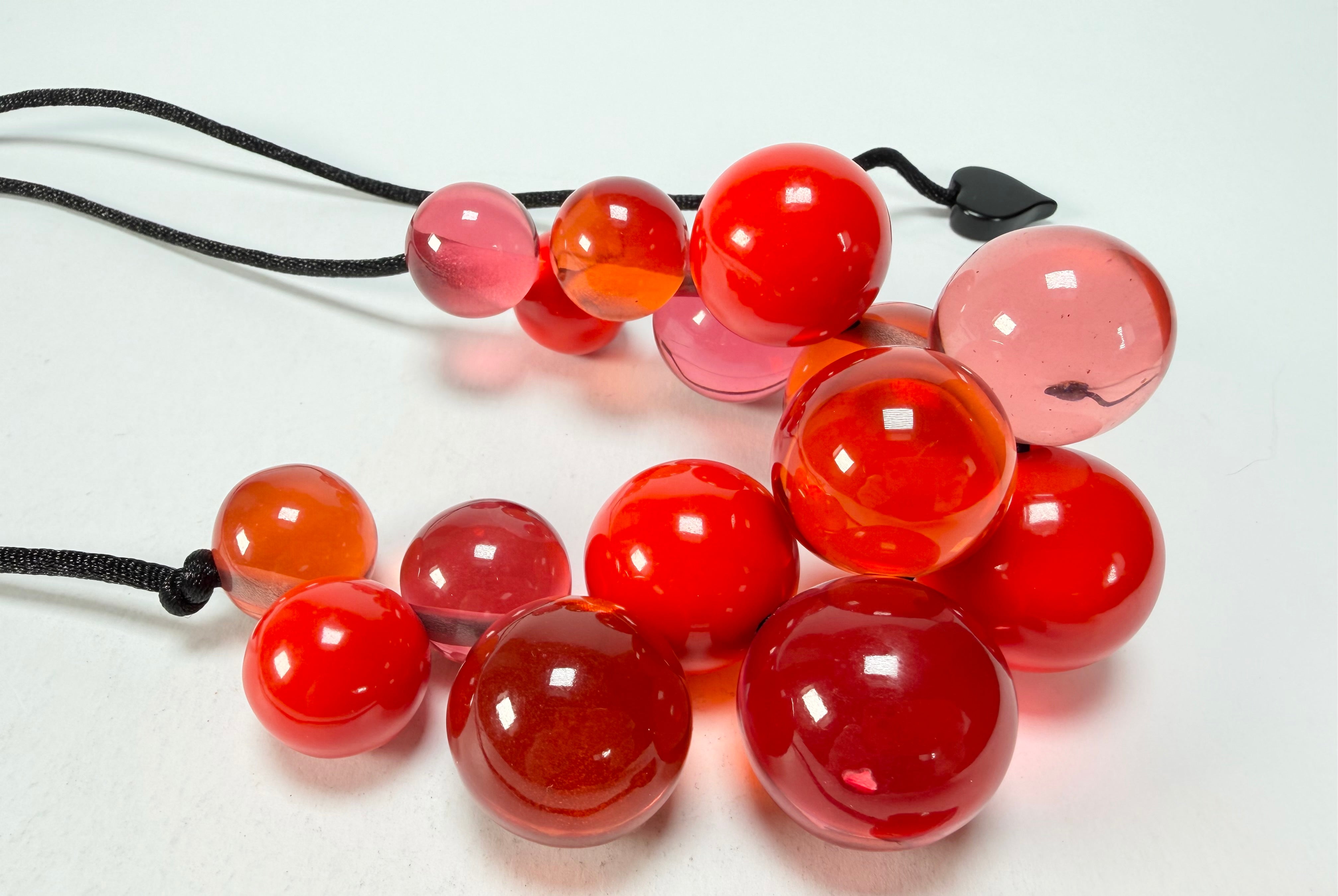 Zsiska - Baubles Red Mix Resin Necklace ( P230101BAU3Q15 )