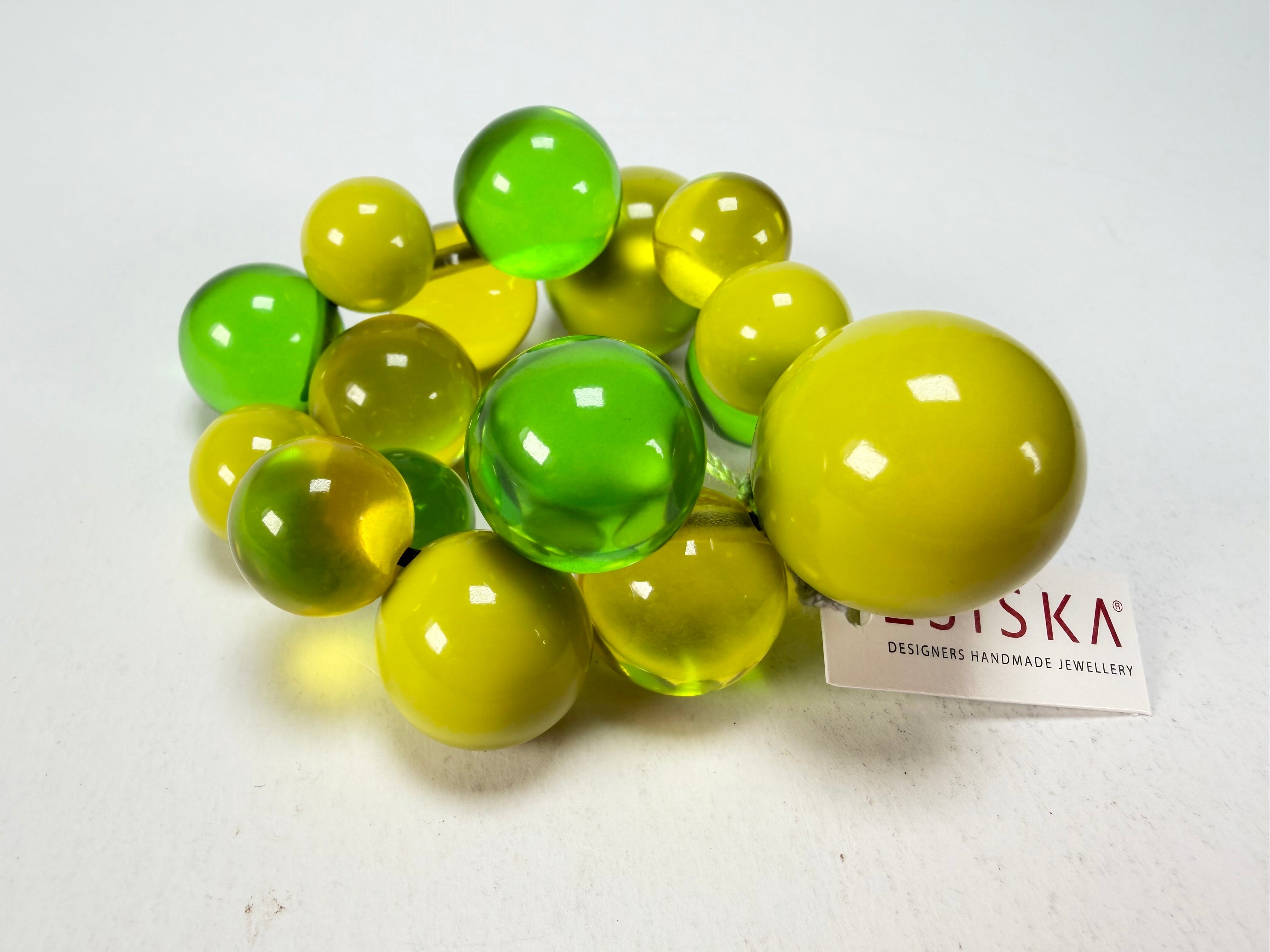 Zsiska - Baubles Yellow & Green Large Resin Bracelet ( P230301BAU2Q17L )