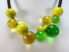 Zsiska - Baubles Yellow & Green 11 Bead Resin Necklace ( P230150BAU2Q11 )