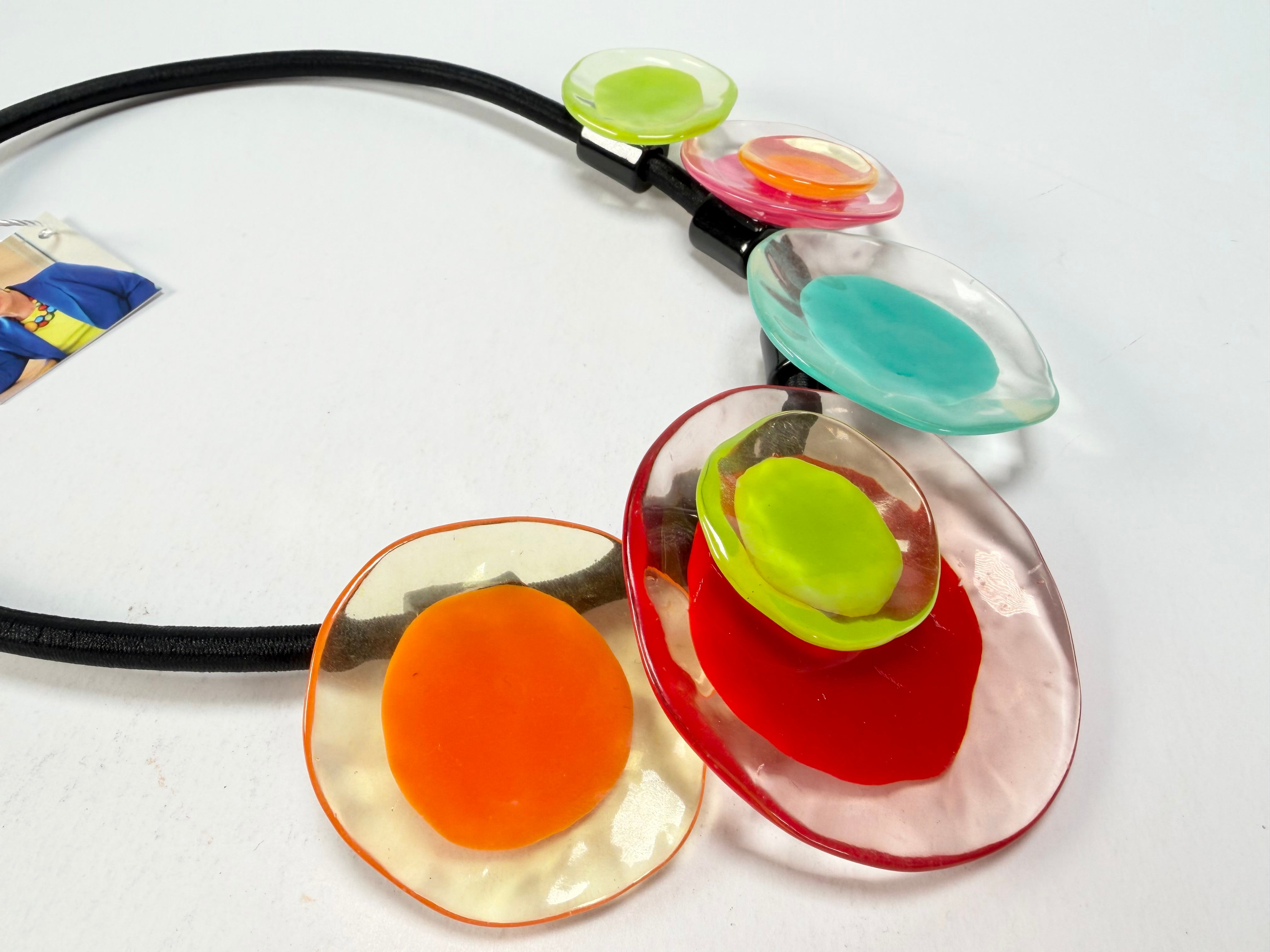 Zsiska - Flora "Prue Leith" Mix Colours 5 Bead Resin Necklace ( P070150MIXXQ05 )