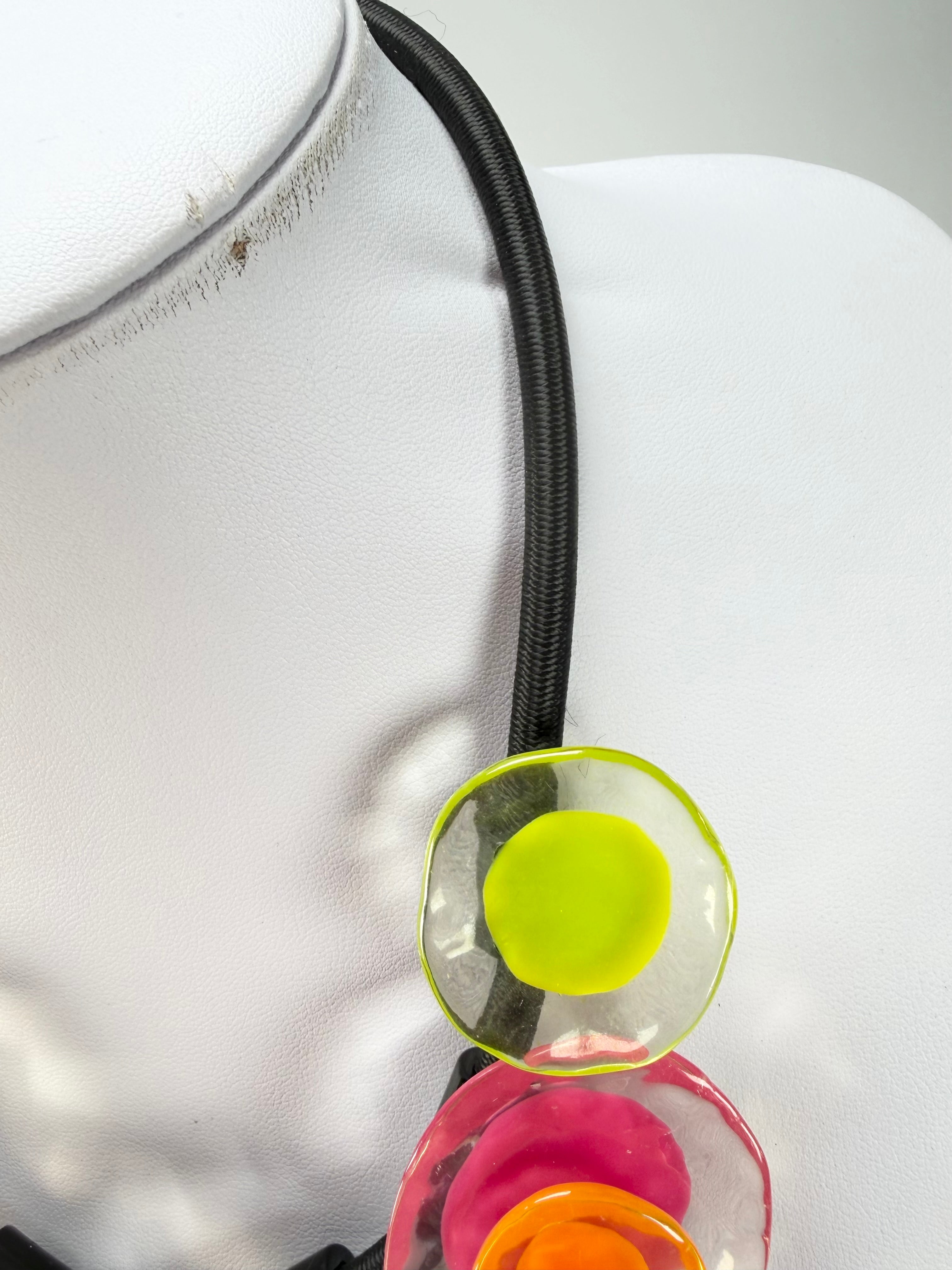 Zsiska - Flora "Prue Leith" Mix Colours 5 Bead Resin Necklace ( P070150MIXXQ05 )