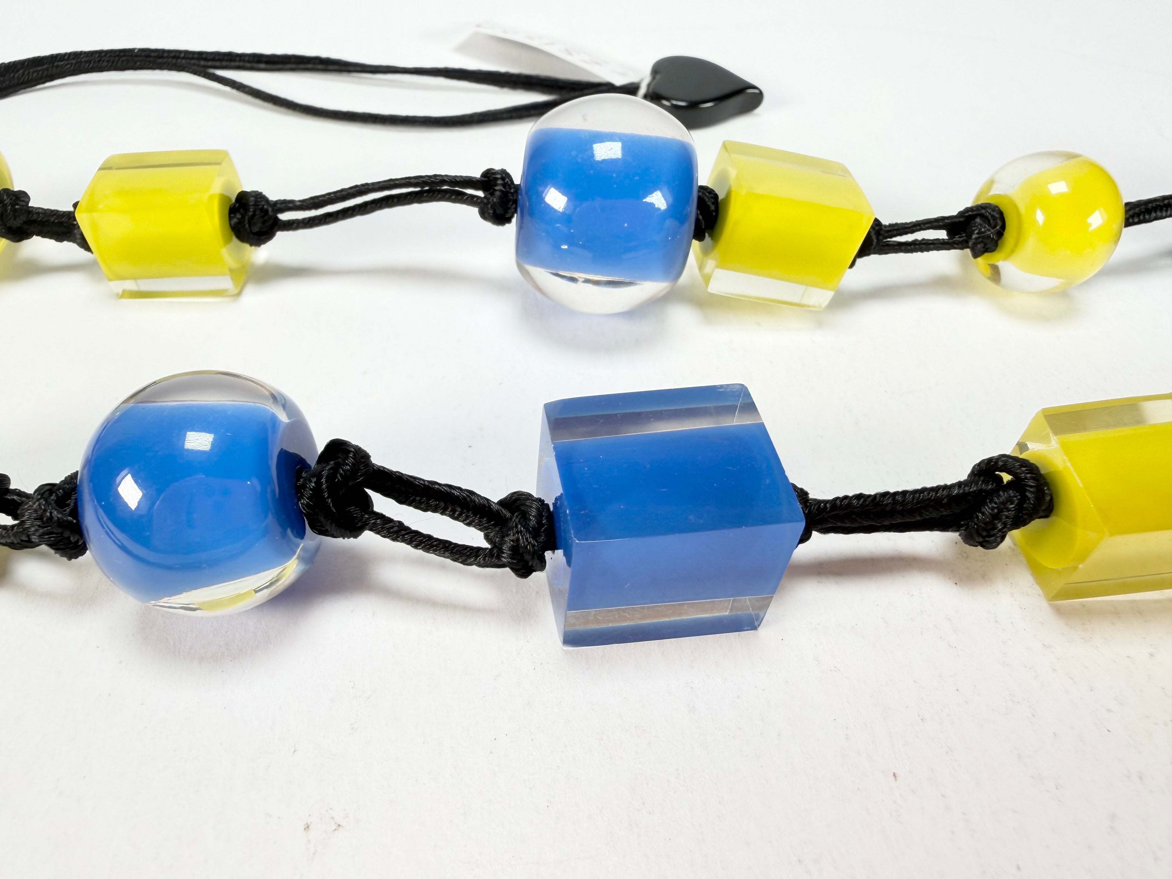 Zsiska - Colourful Beads & Cubes 14 Medium Bead Yellow & Blue Resin Necklace ( 60101230933Q14 )