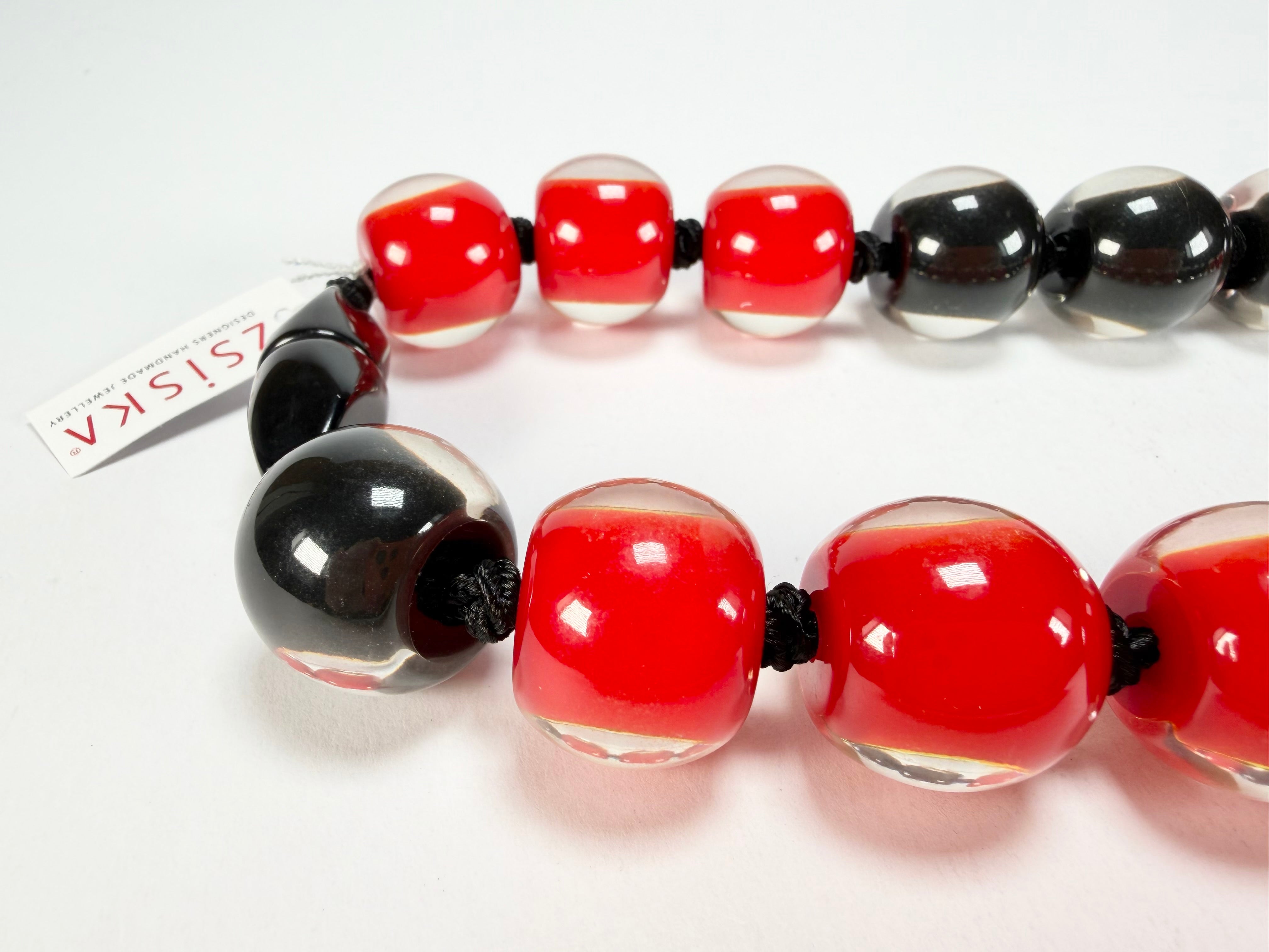 Zsiska - Colourful Beads 20 Bead Onyx & Crimson Resin Necklace ( 40101319132Q20 )