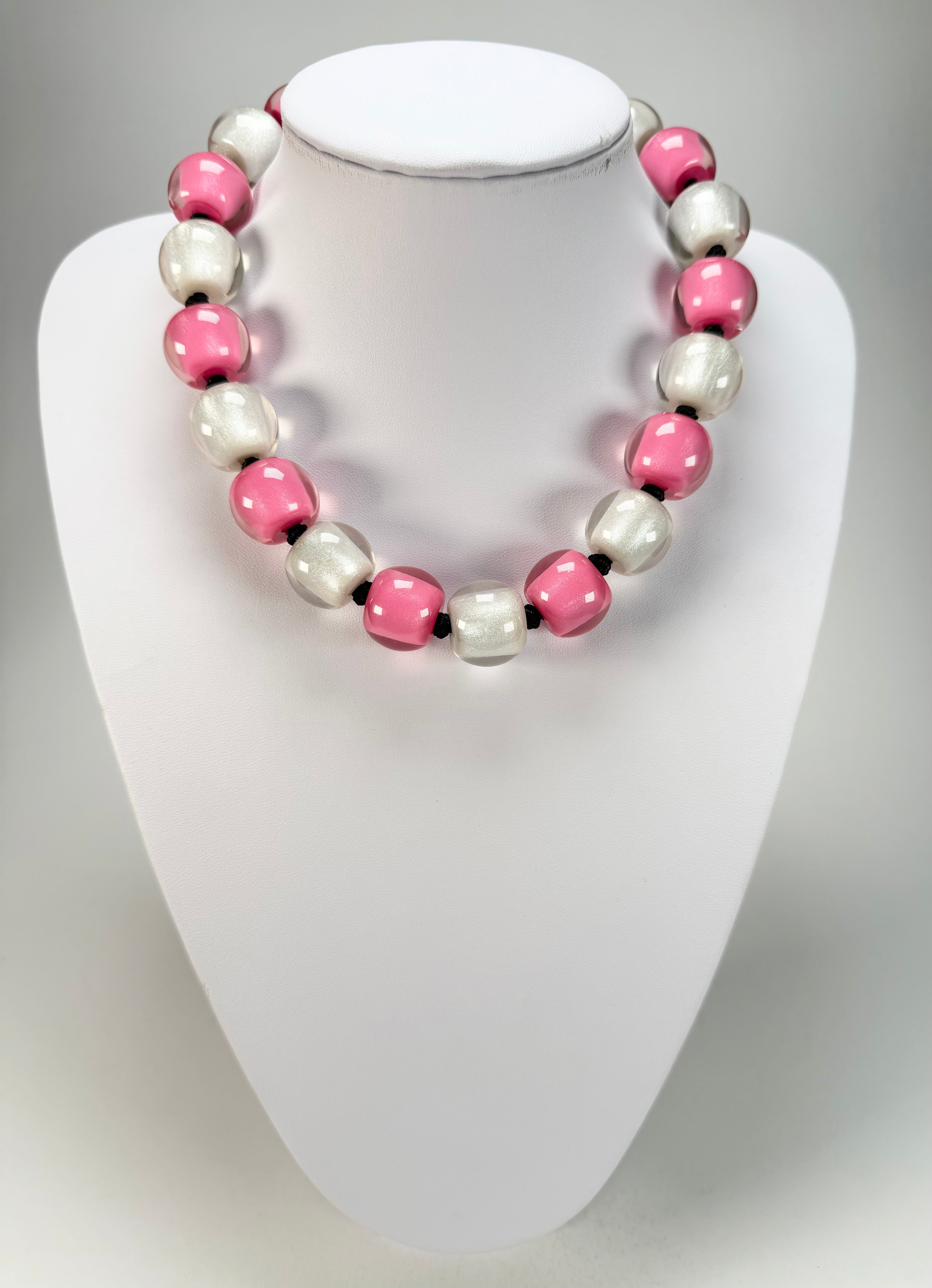 Zsiska - Colourful Beads 20 Bead Hot Pink & Silver Resin Necklace ( 40101170950Q20 )