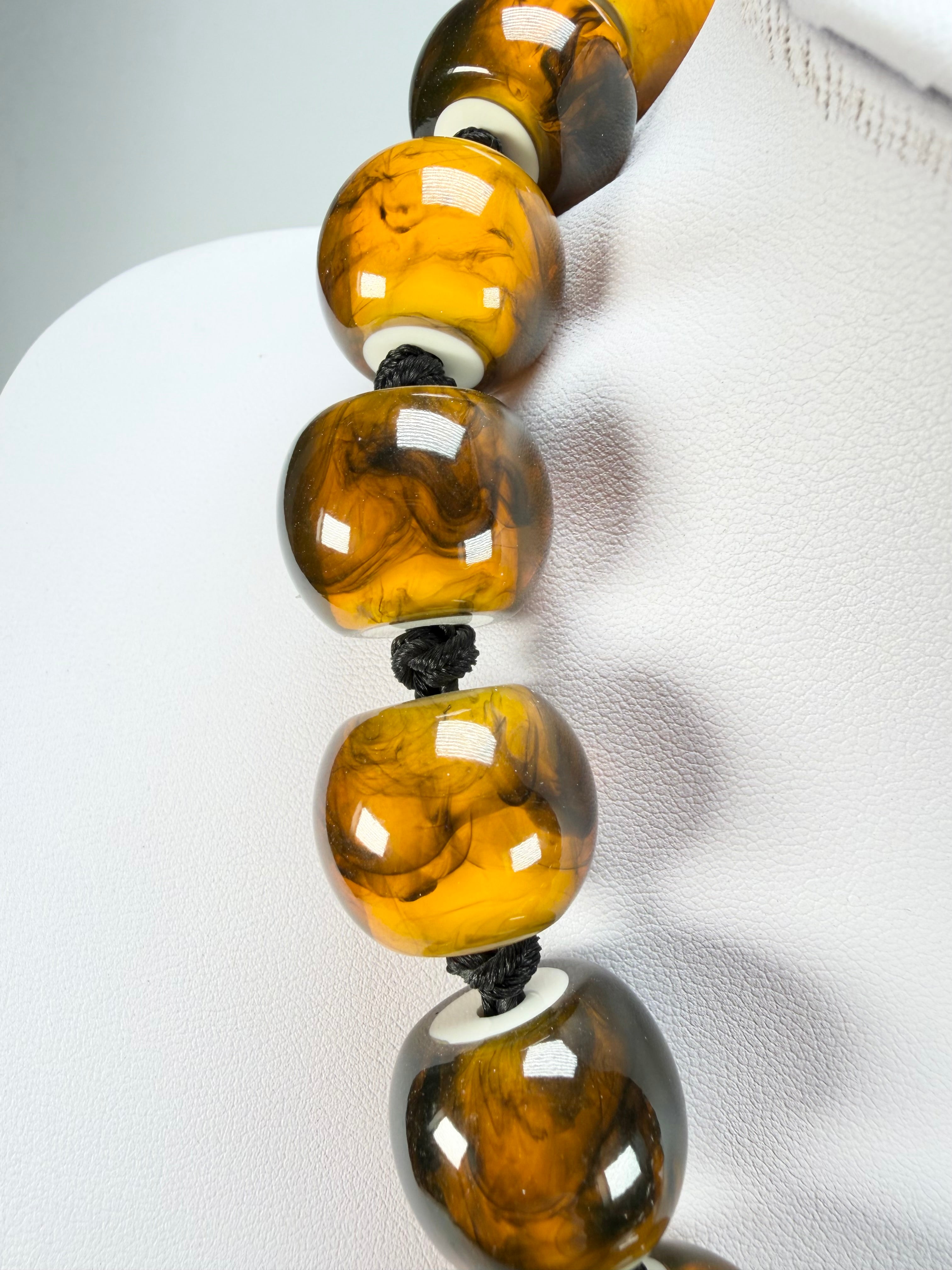 Zsiska - Colourful Beads 20 Bead Marble Tortoiseshell Resin Necklace ( 4010117MTORQ20 )