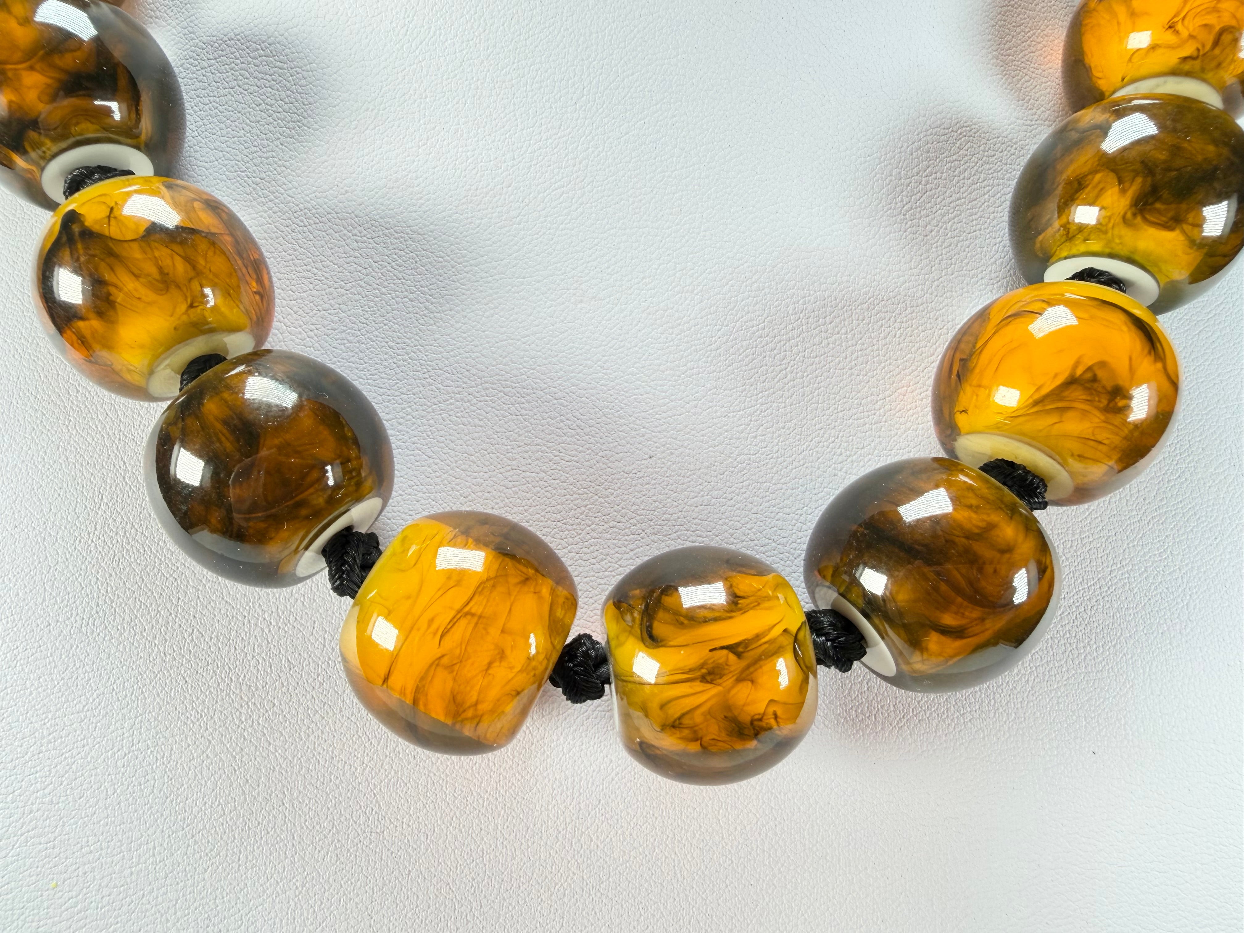 Zsiska - Colourful Beads 20 Bead Marble Tortoiseshell Resin Necklace ( 4010117MTORQ20 )