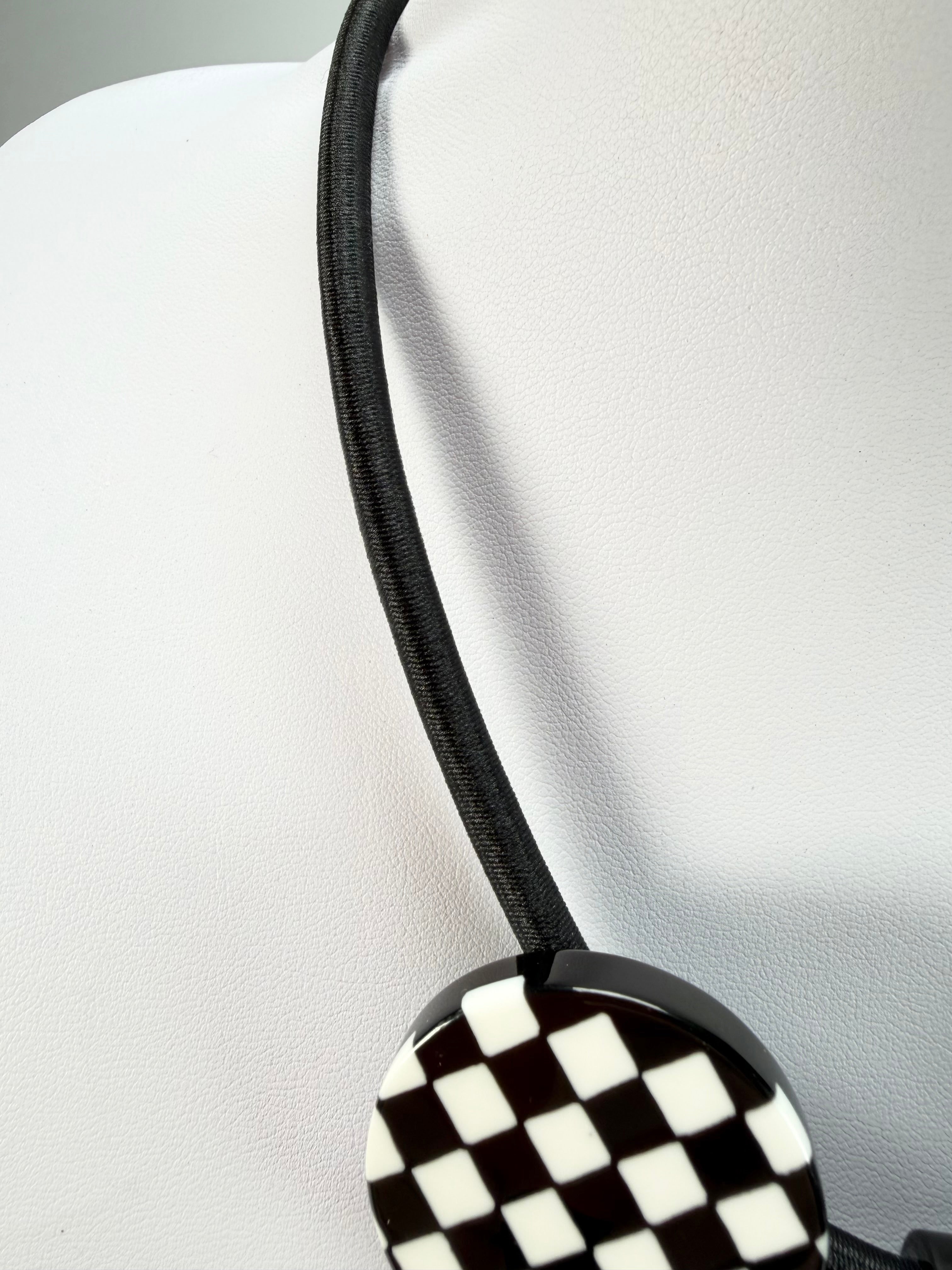 Zsiska - Checkmate "Prue Leith" Sapphire & Turquoise 3 Bead Resin Necklace ( P220150BLTUQ03 )