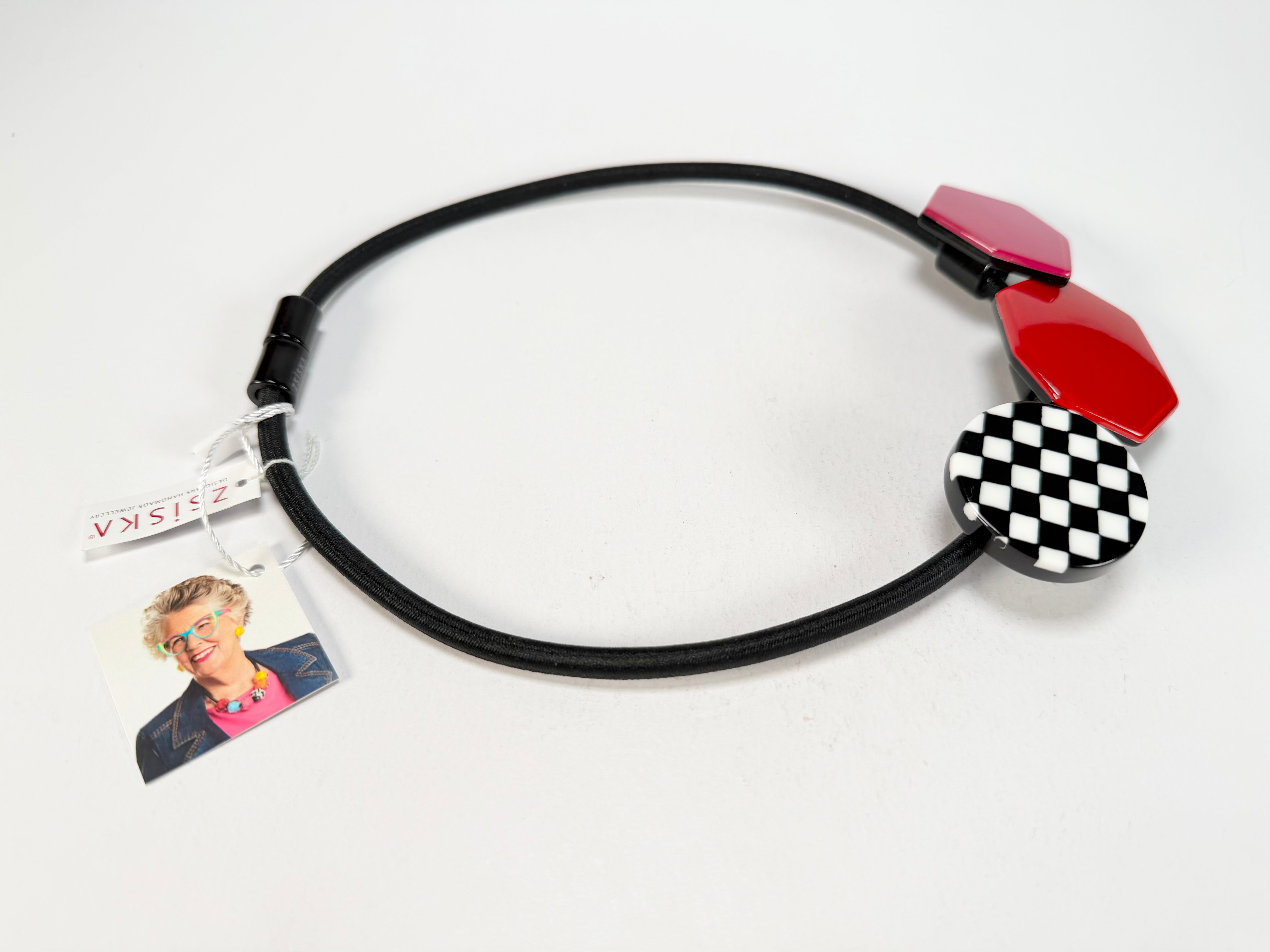 Zsiska - Checkmate "Prue Leith" Crimson & Rose 3 Bead Resin Necklace ( P220150REPIQ03 )