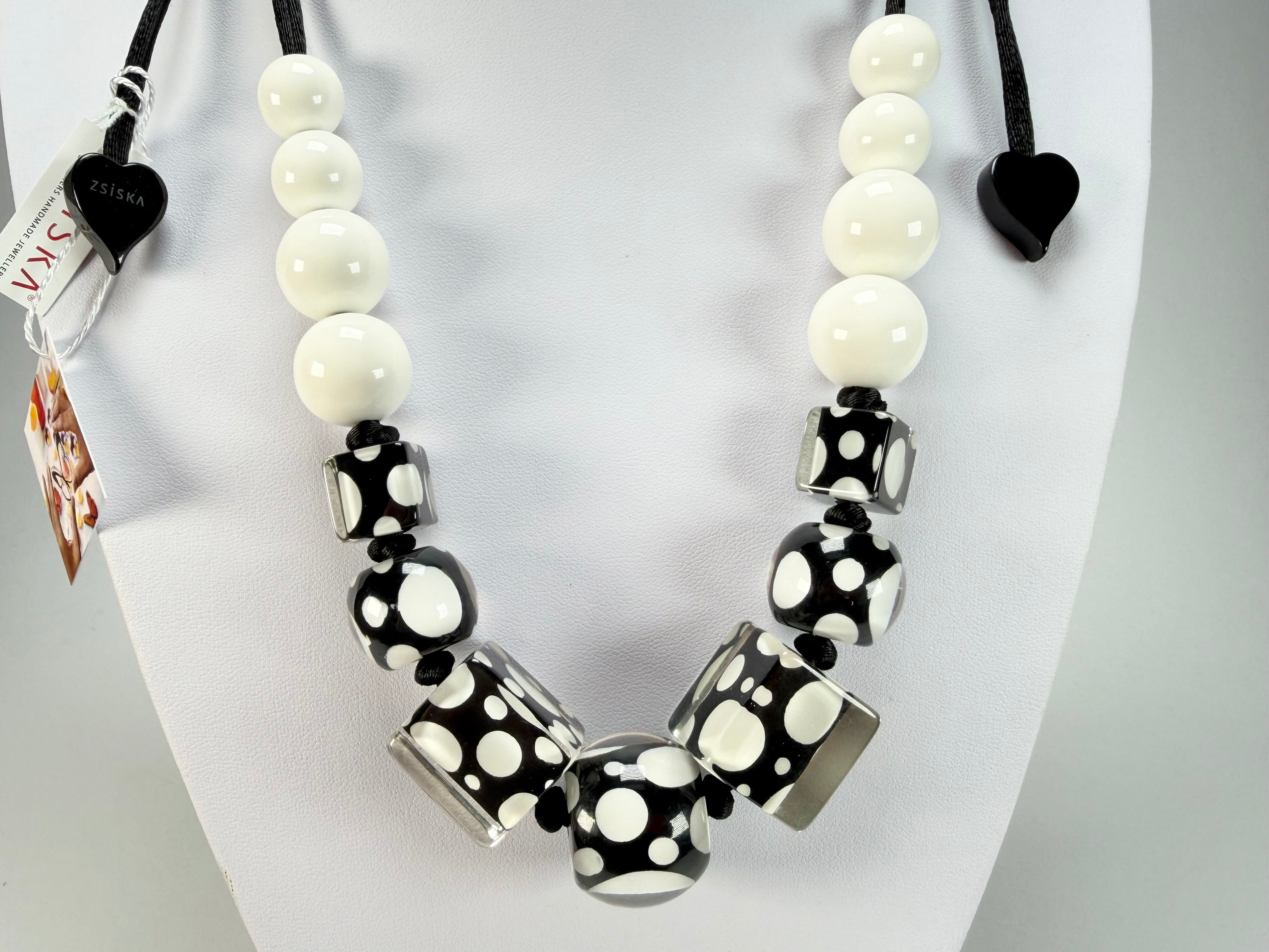 Zsiska - Itsy Bitsy Black & White Resin Necklace ( 9410101BLWHQ15 )