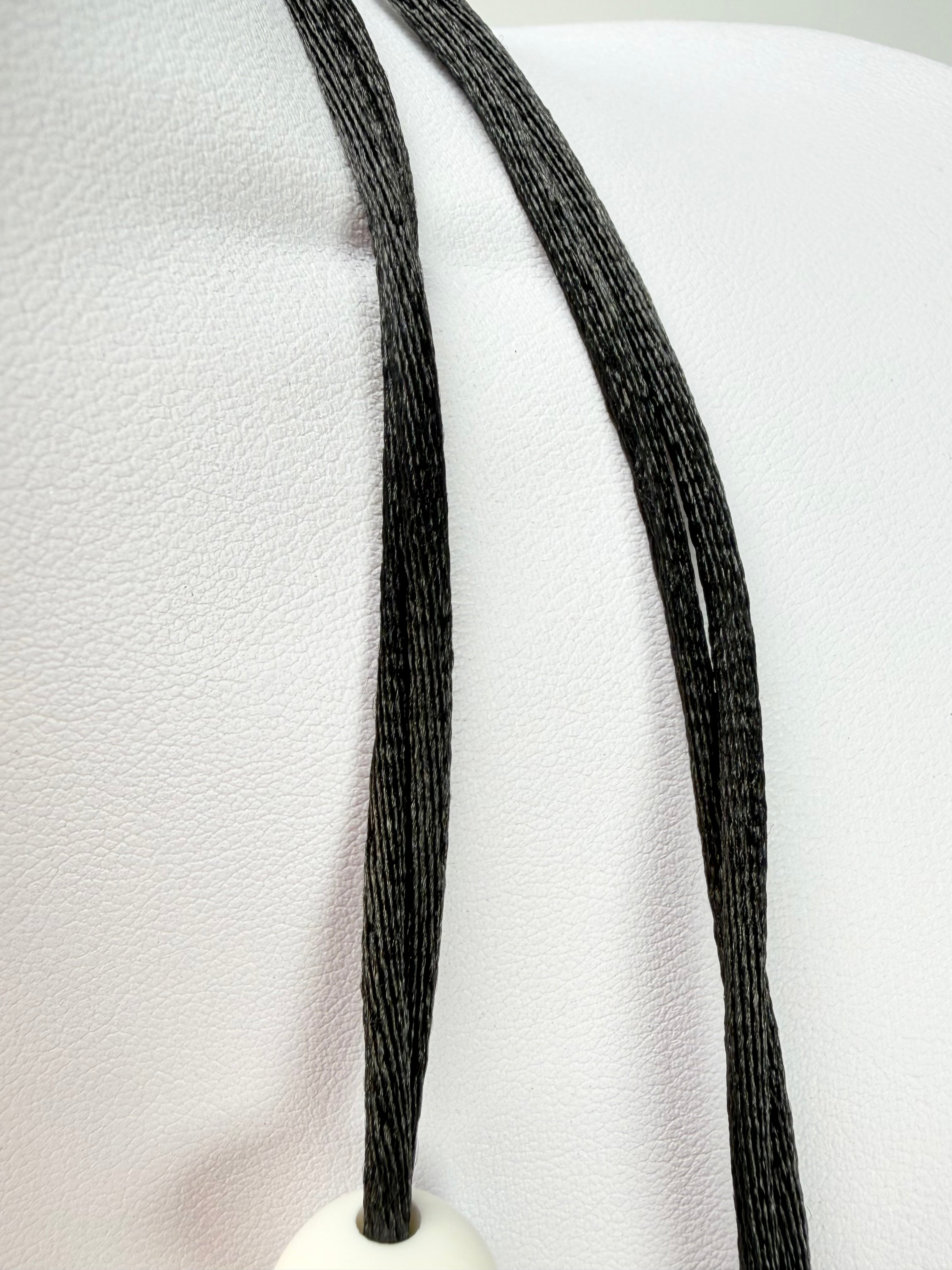 Zsiska - Itsy Bitsy Black & White Resin Necklace ( 9410101BLWHQ15 )
