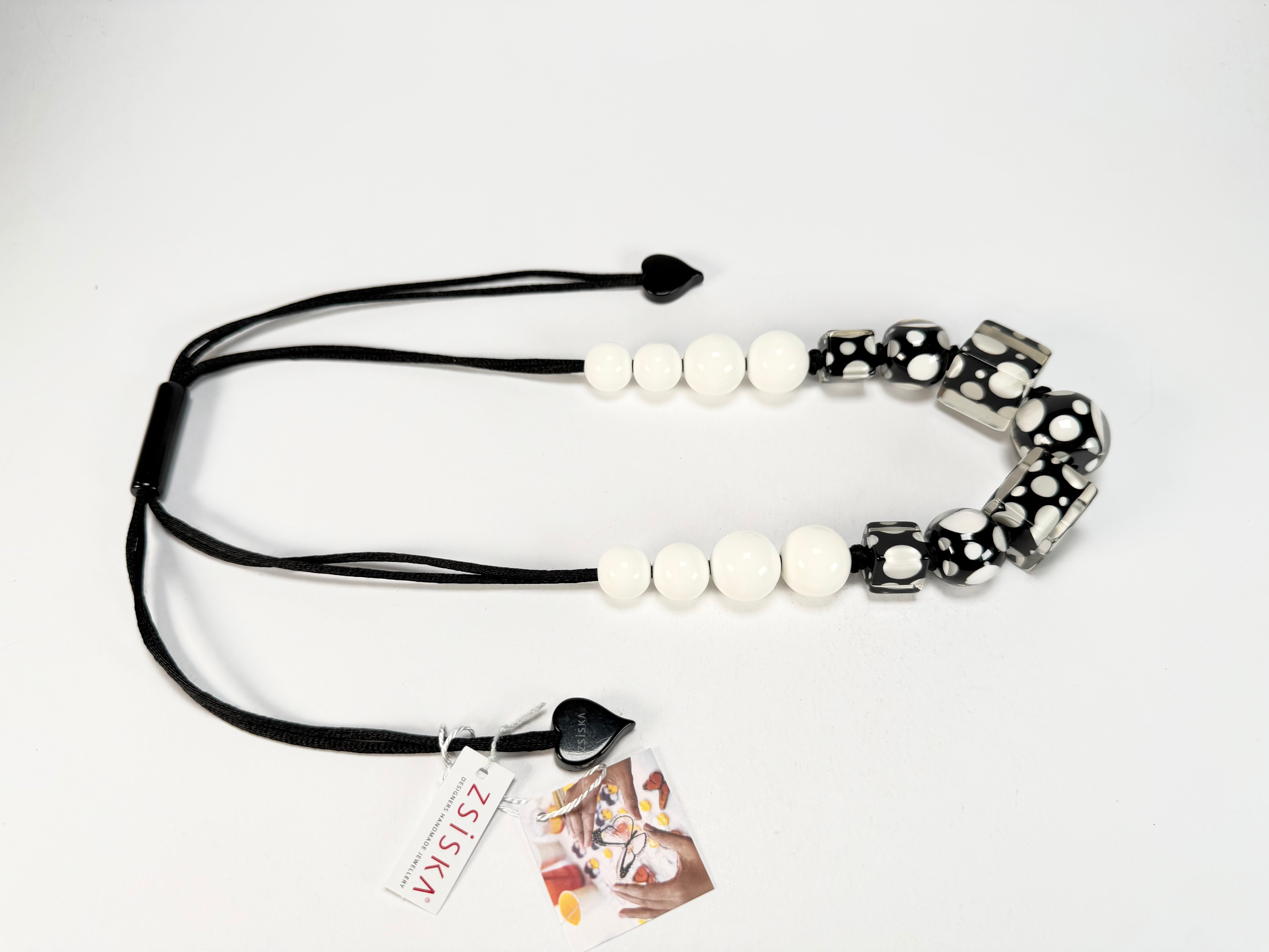 Zsiska - Itsy Bitsy Black & White Resin Necklace ( 9410101BLWHQ15 )