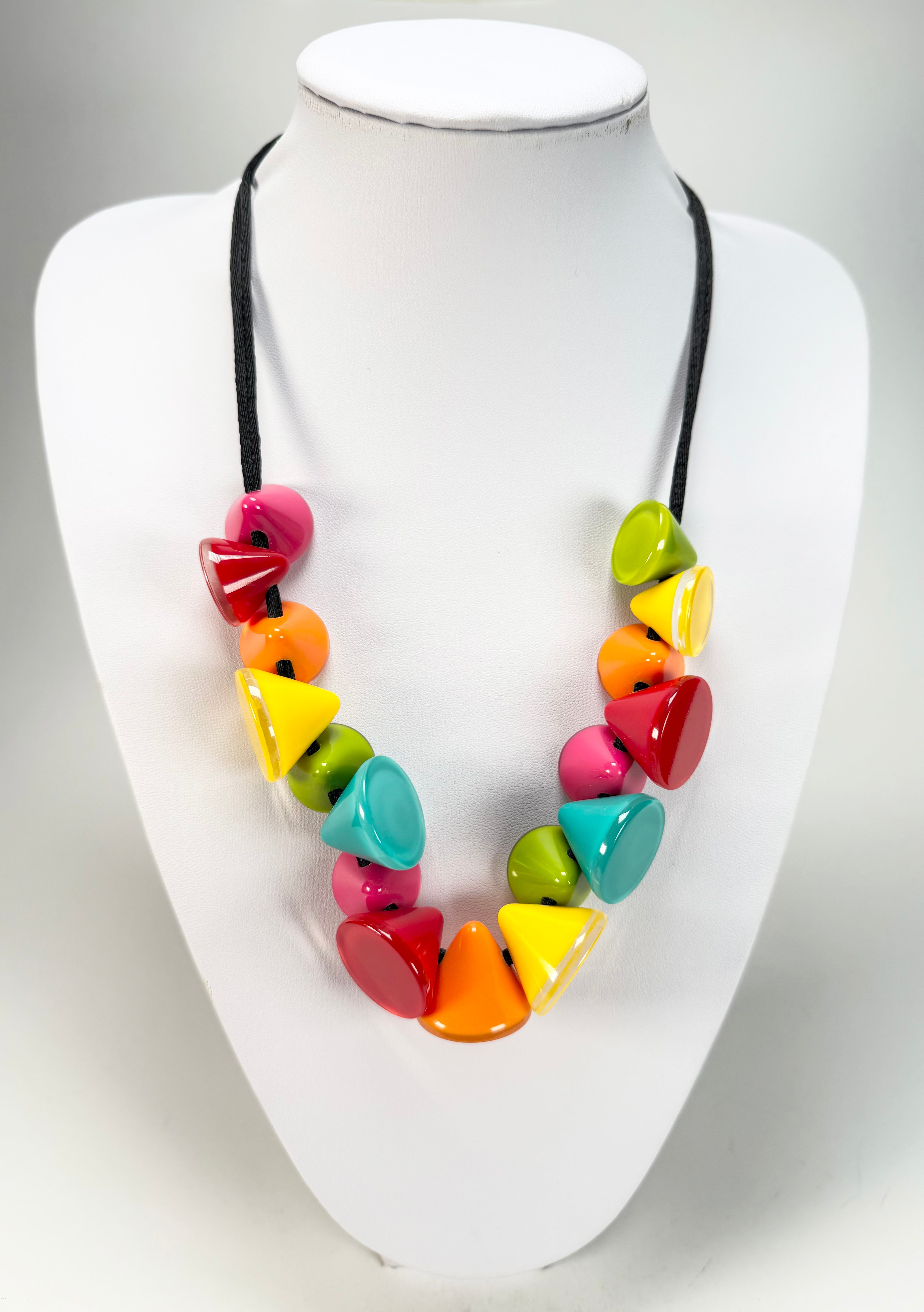 Zsiska - Joy 17 Bead Colourful Combination Resin Necklace ( P150101JOY1Q17 )