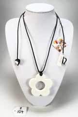 Zsiska - Colourful Statement "Olive" White Pendant Resin Necklace ( 40102259037Q00 )