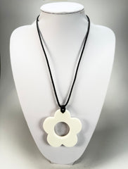 Zsiska - Colourful Statement "Olive" White Pendant Resin Necklace ( 40102259037Q00 )