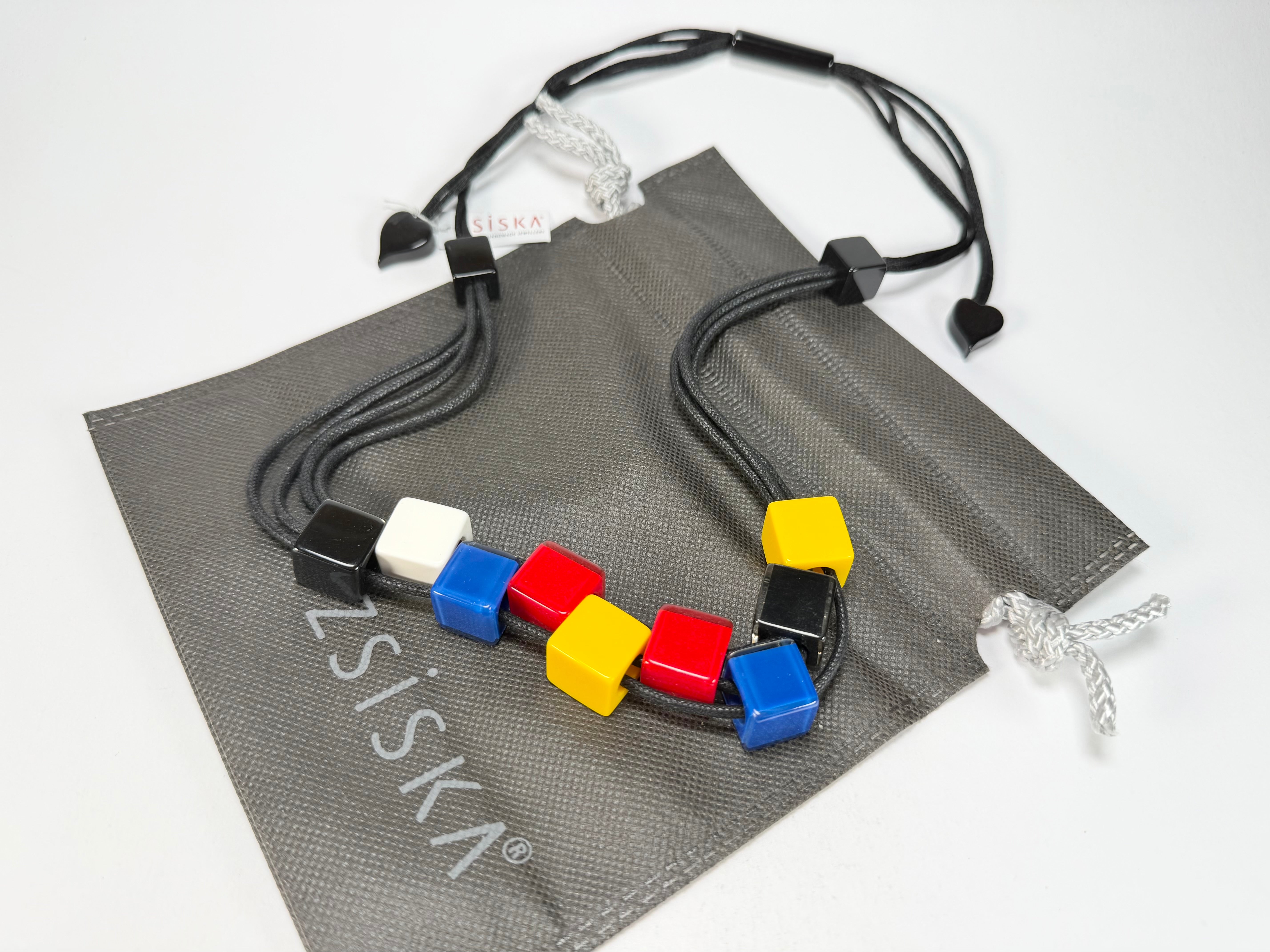 Zsiska - Cubist Mix Coloured Cube Resin Necklace ( 3420101CUB1Q11 )