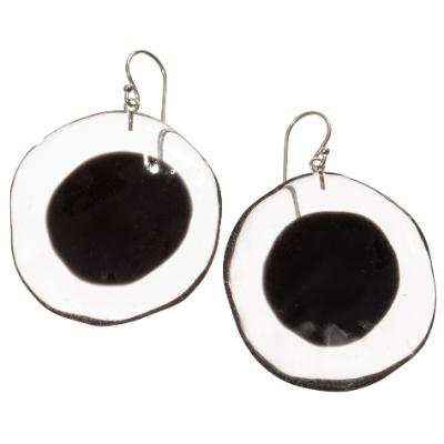 Zsiska - Flora "Prue Leith" Short Hook Black & White Resin Earrings ( P070501BLAKQ00 )