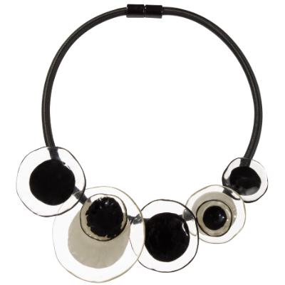 Zsiska - Flora "Prue Leith" Black & White 5 Bead Resin Necklace ( P070150FLO1305 )