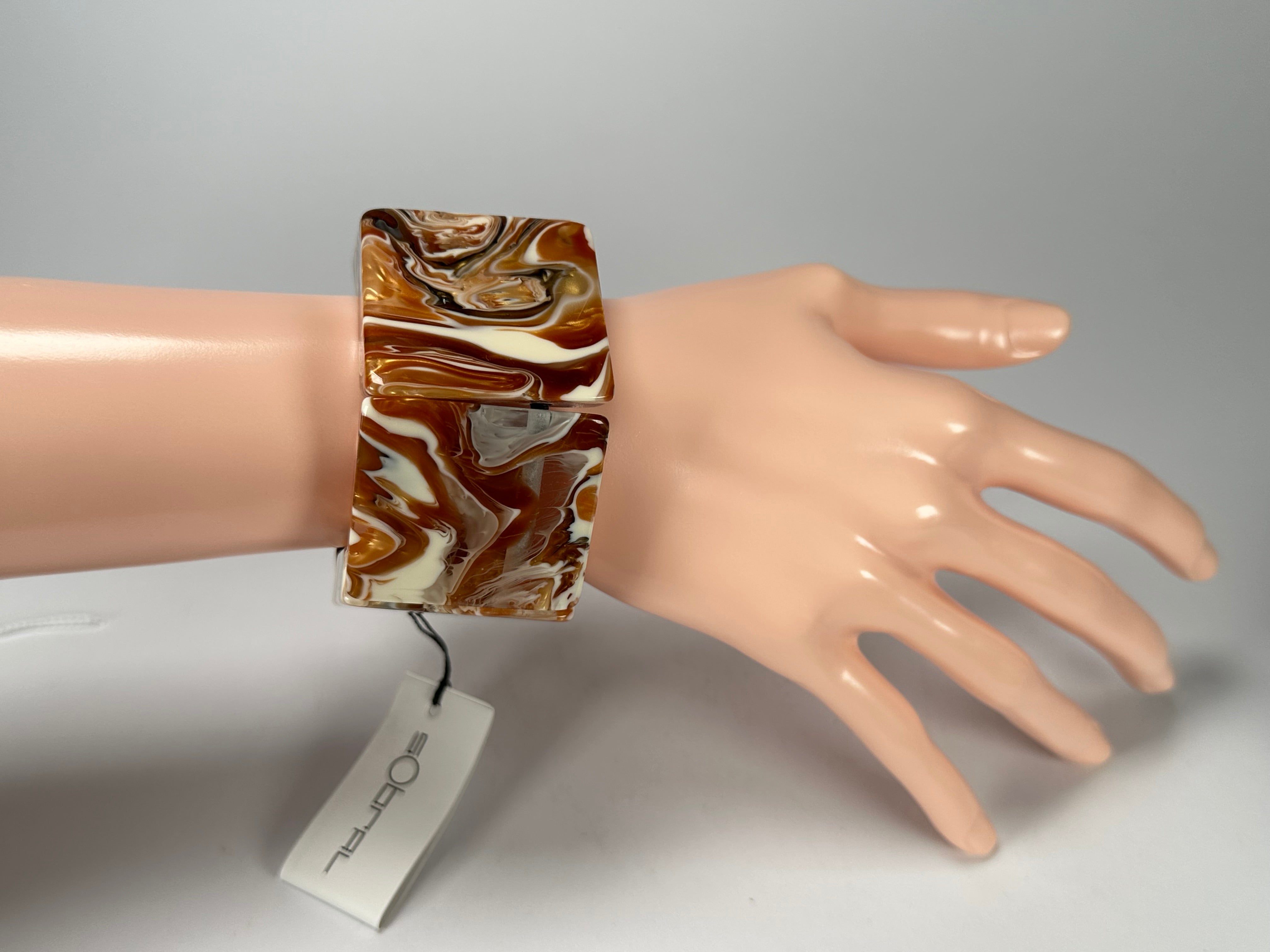 Sobral - Carmelo "Mery" Onda Creme Resin Bracelet ( 004575 )